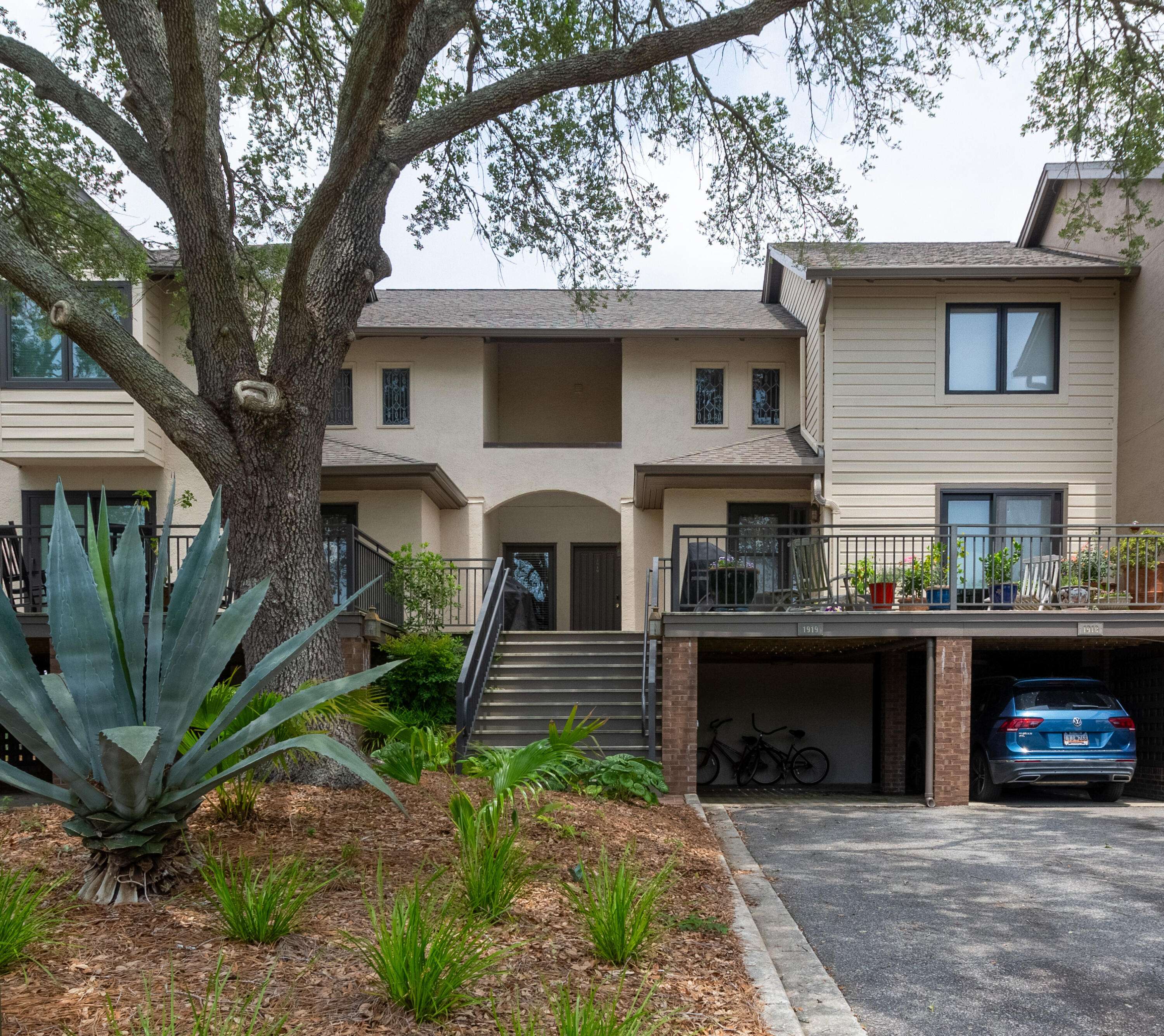 Seabrook Island, SC 29455,1919 Marsh Oak Ln