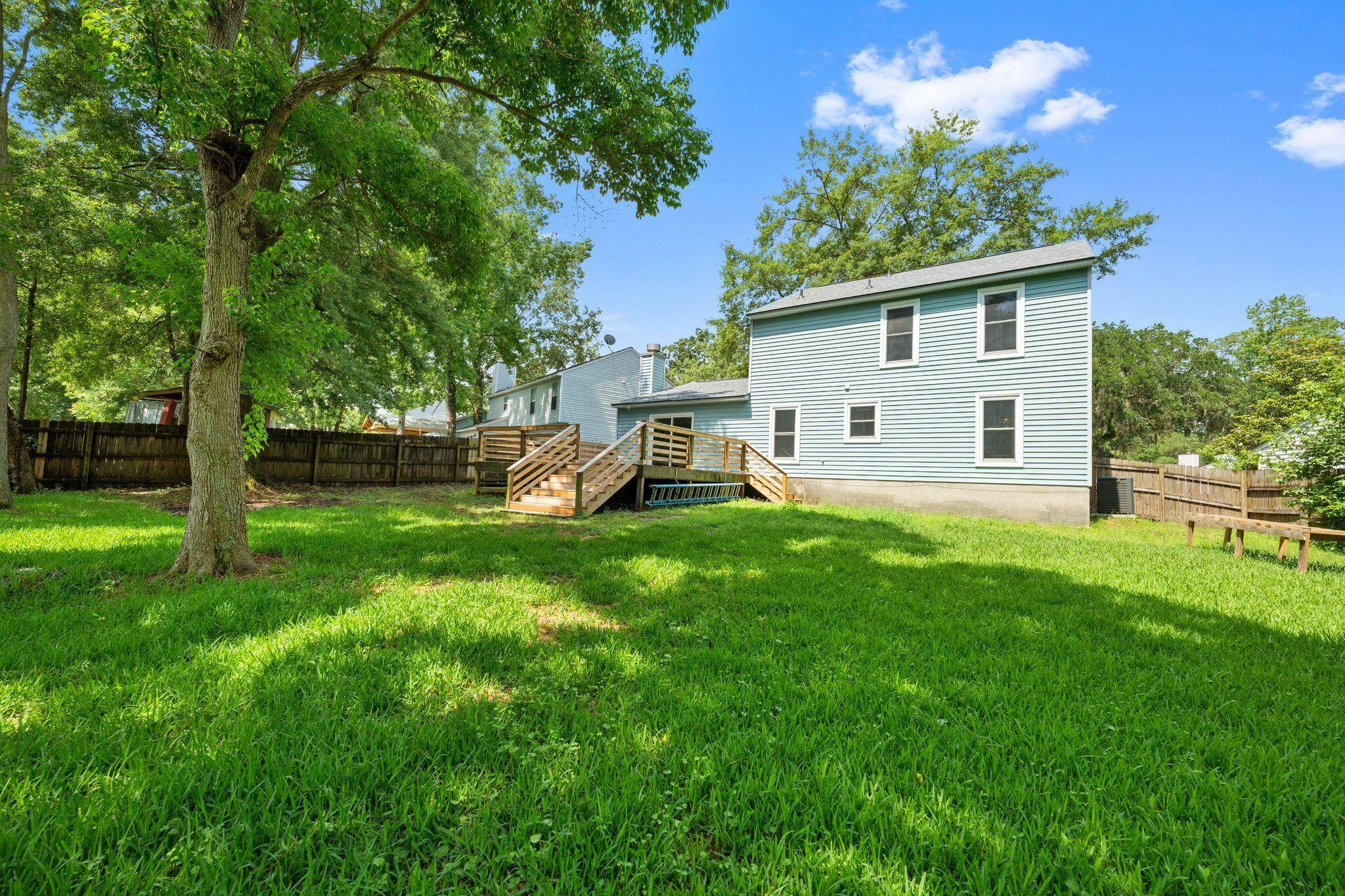 North Charleston, SC 29420,8112 Halifax Way