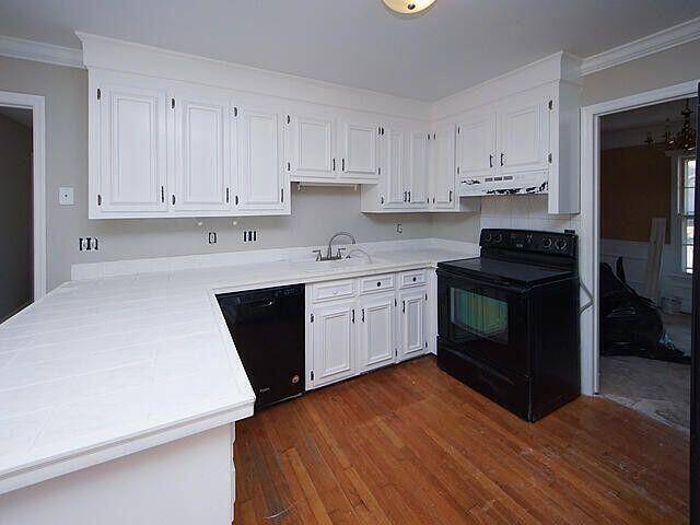 Goose Creek, SC 29445,121 Cherry Hill Ave