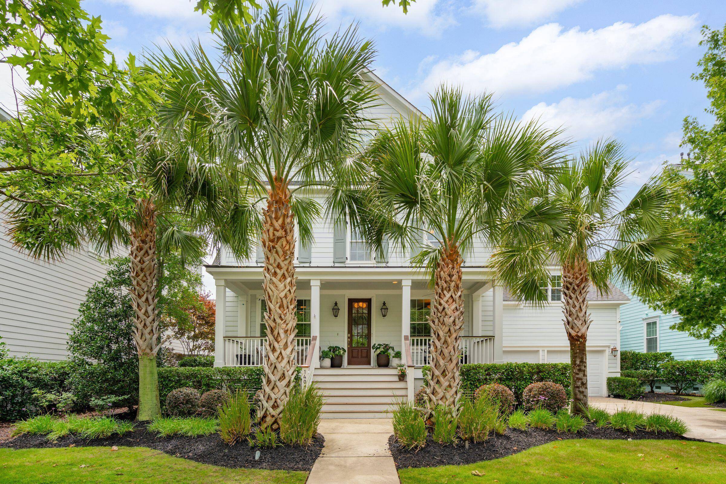 Daniel Island, SC 29492,1407 Wando View St
