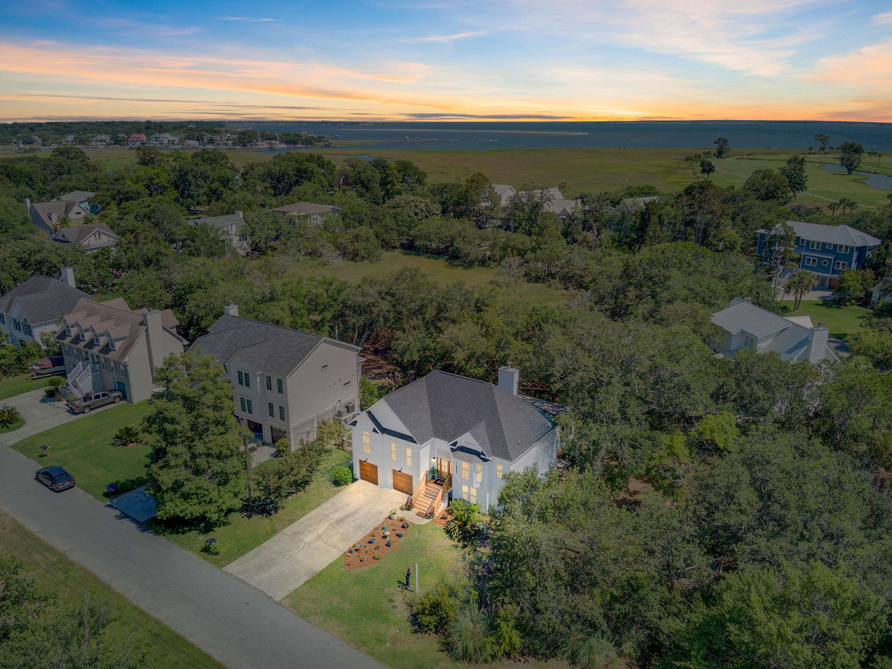 Mount Pleasant, SC 29464,261 Palm St