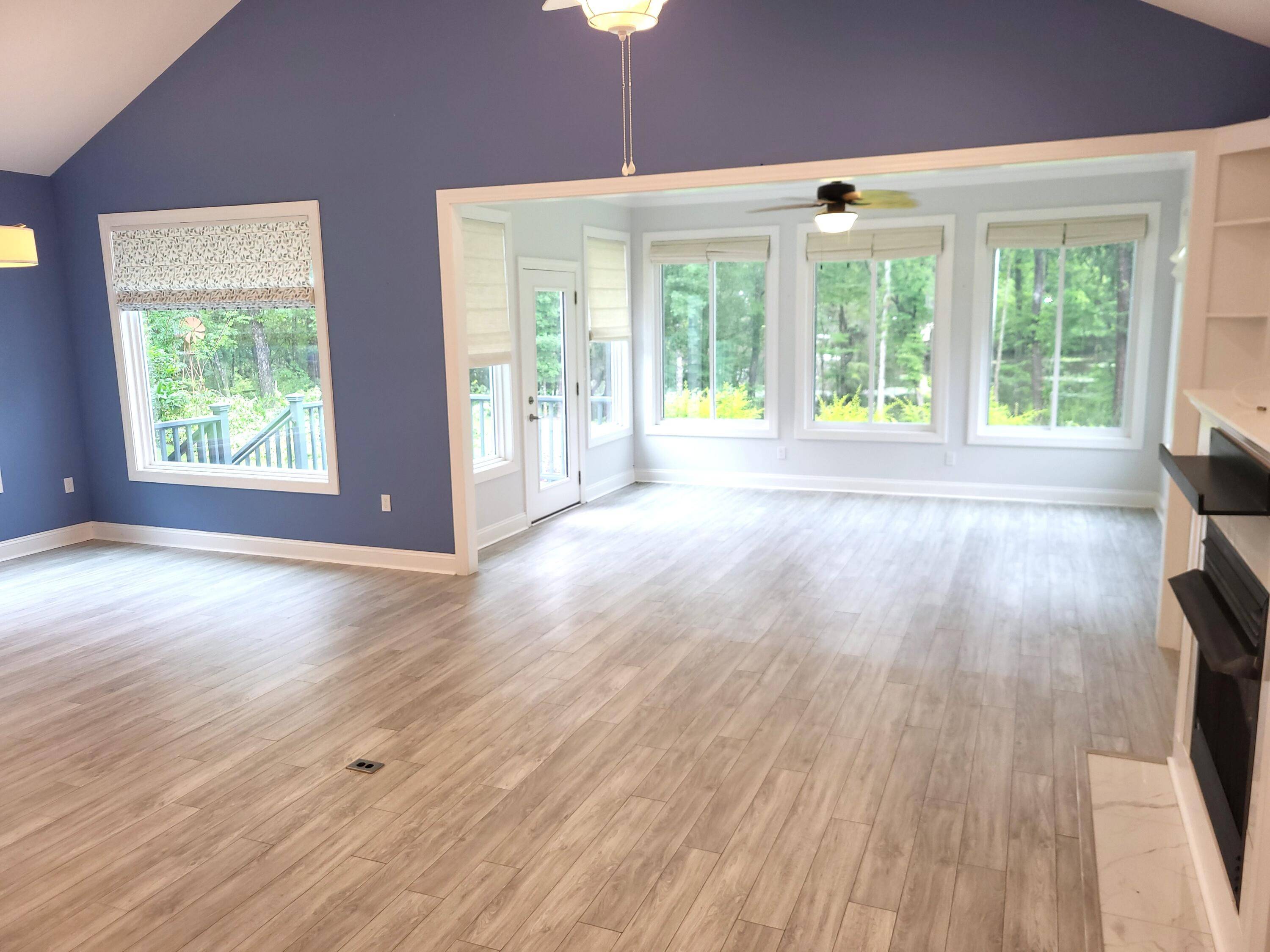 Elloree, SC 29047,142 Parklin Ln