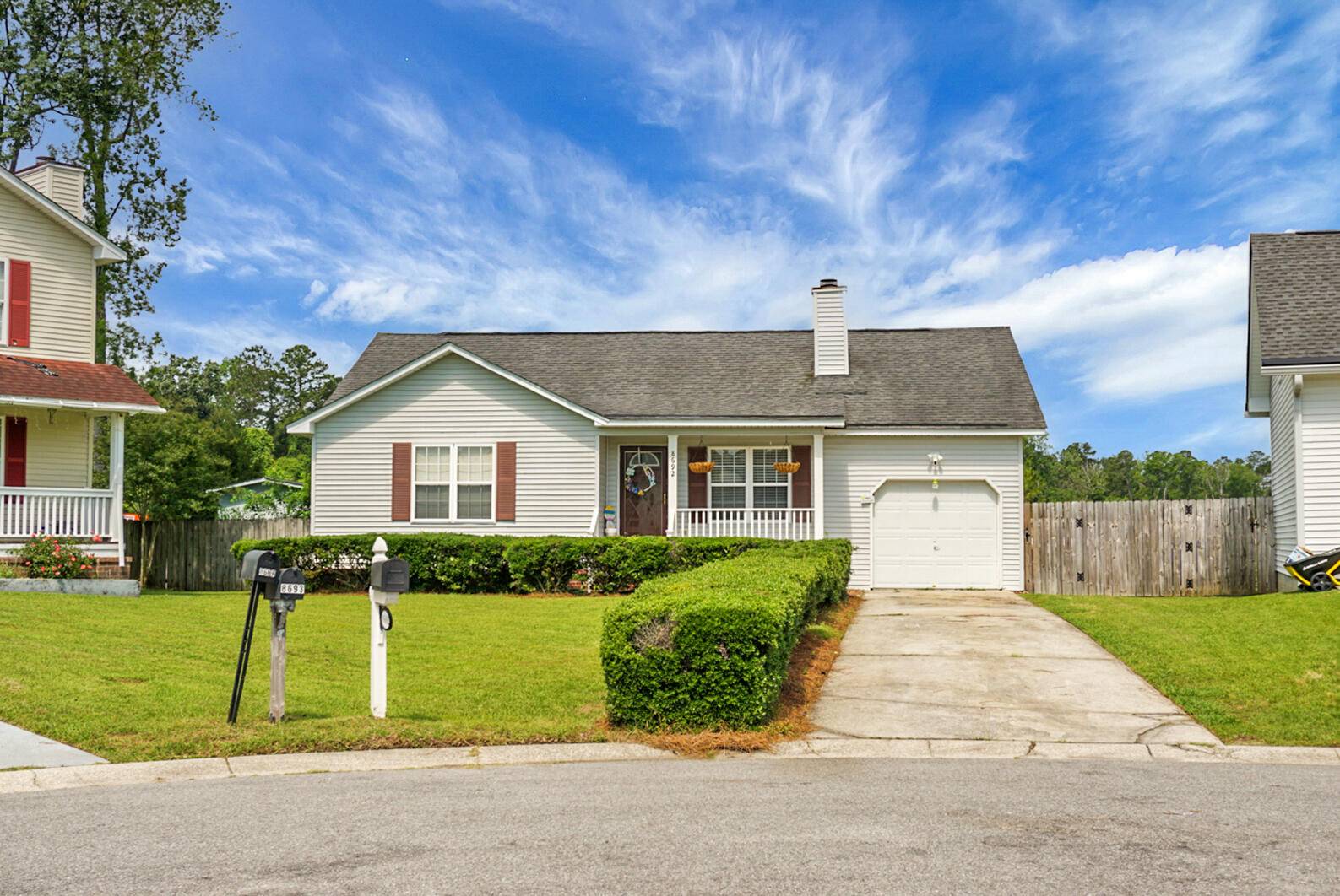 North Charleston, SC 29406,8692 Bentwood Dr