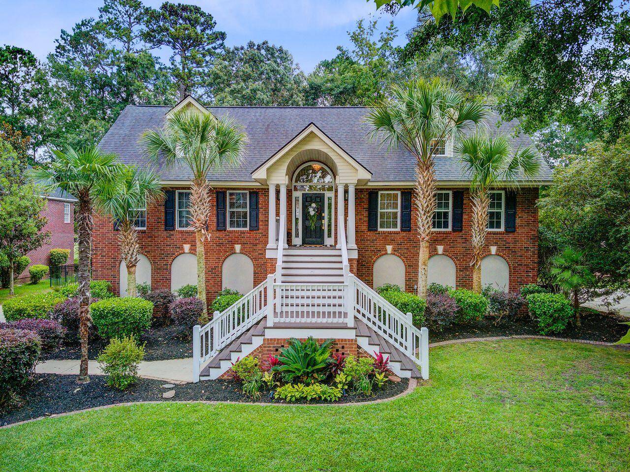 Charleston, SC 29420,4272 Persimmon Woods Dr