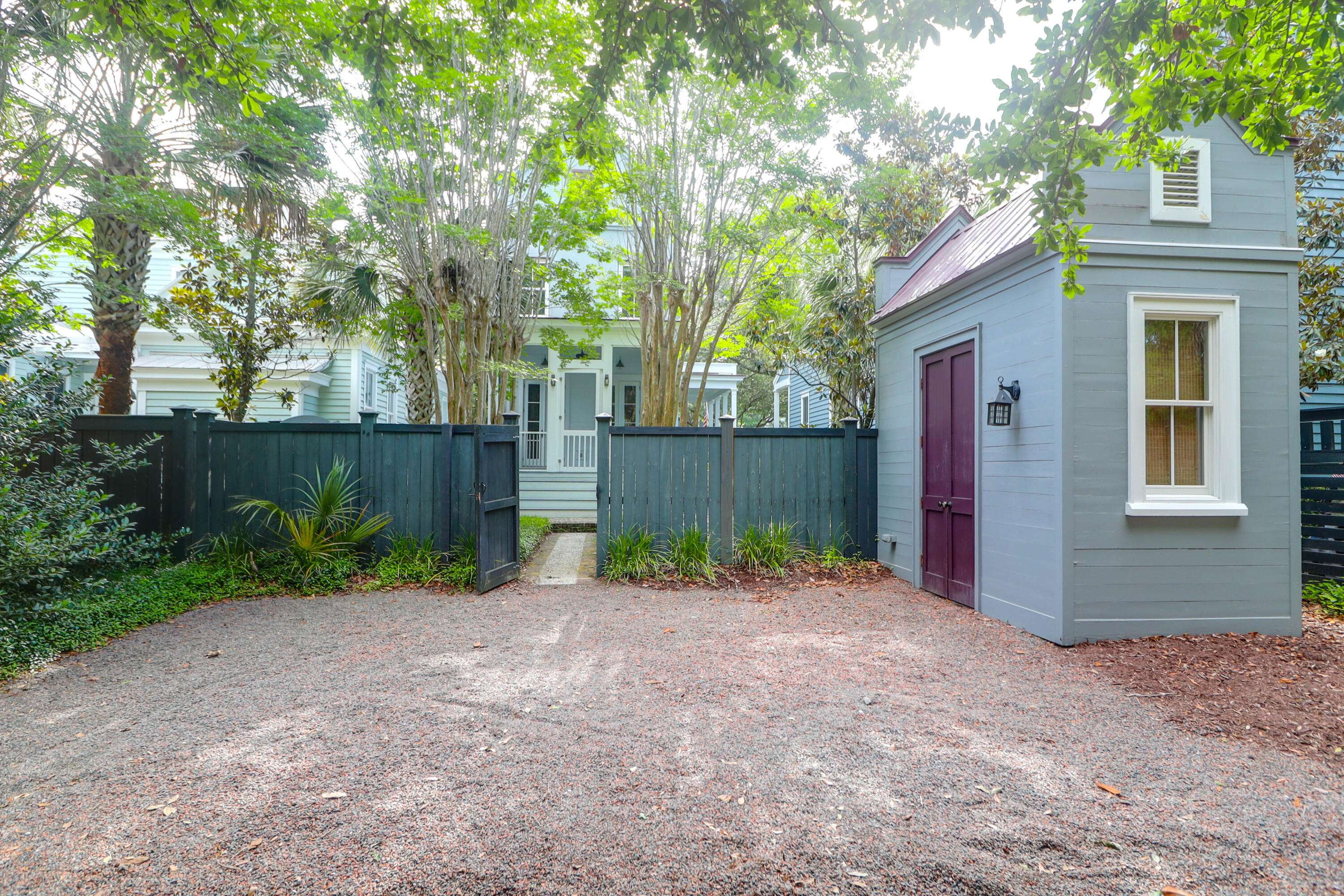 Mount Pleasant, SC 29464,183 Ionsborough St