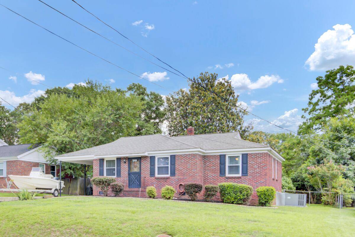 Hanahan, SC 29410,1237 Fort Dr