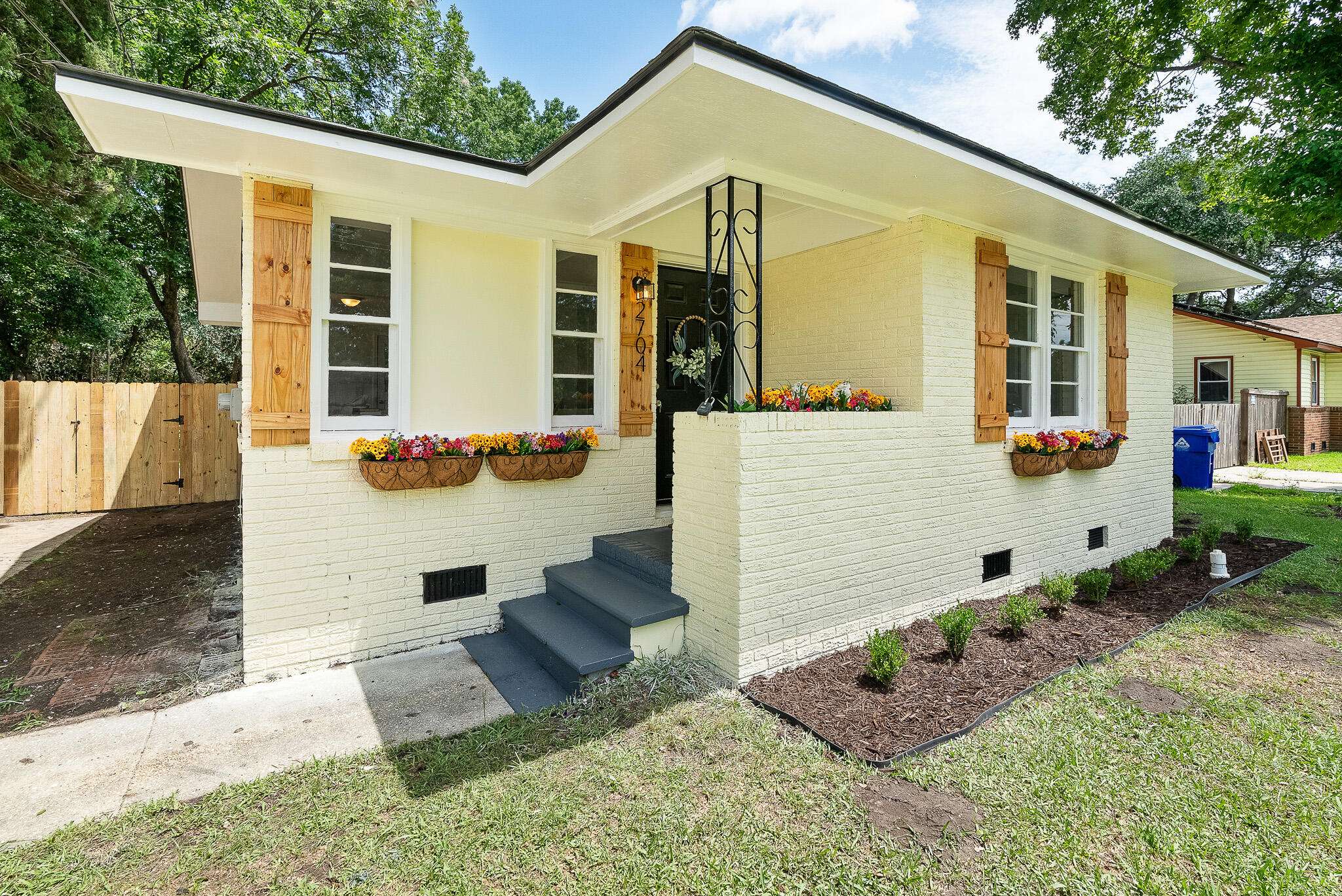 North Charleston, SC 29405,2704 Orchid Ave