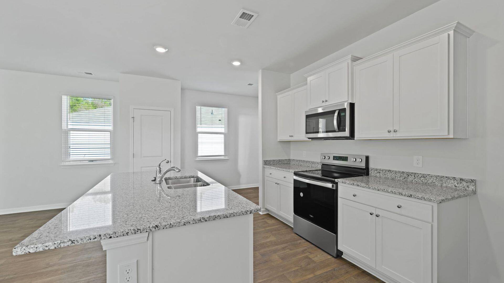 Manning, SC 29102,1052 Mulligan Dr