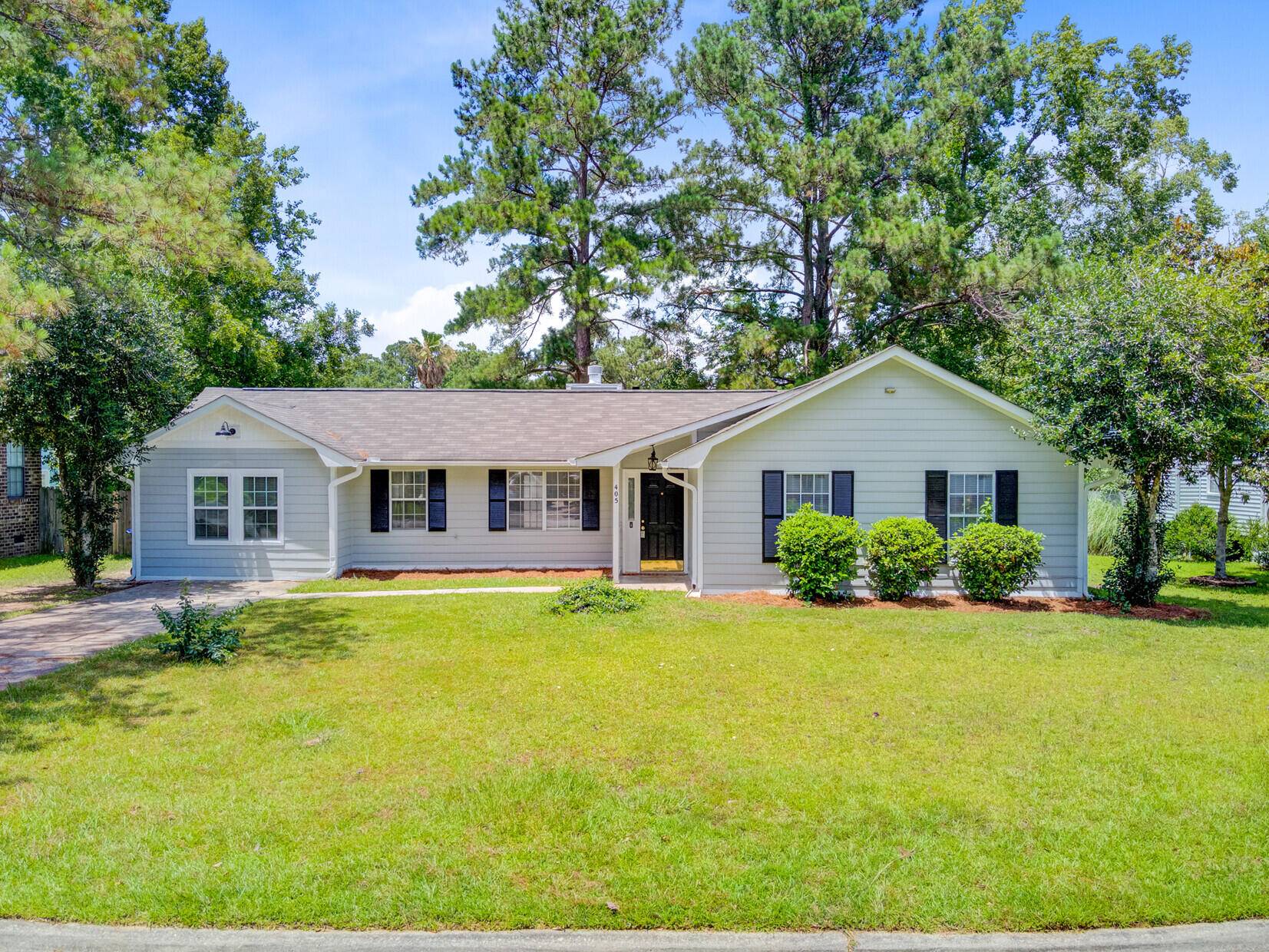 Summerville, SC 29485,405 Amberjack Way