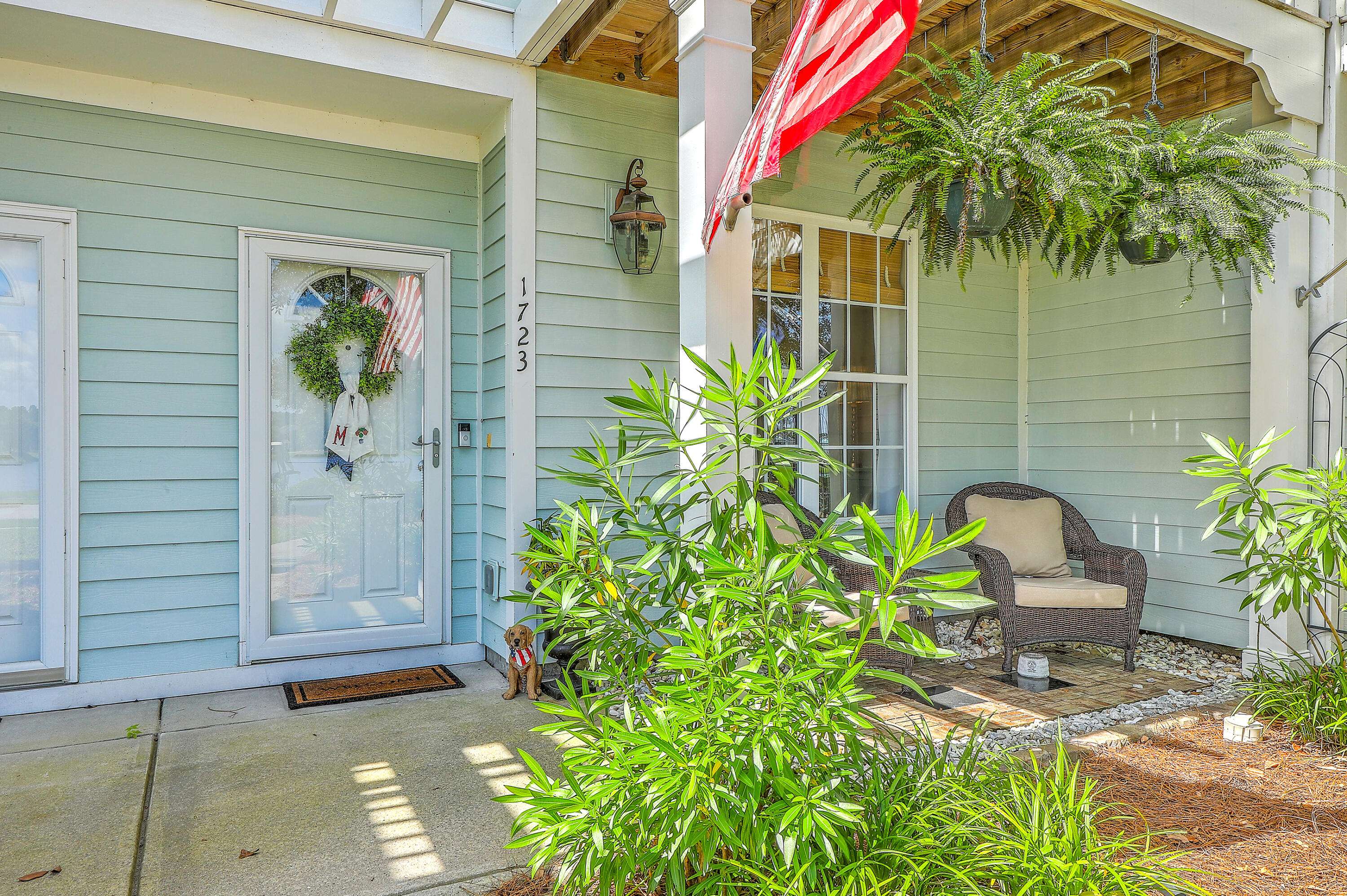 Johns Island, SC 29455,1723 Brittlebush Ln
