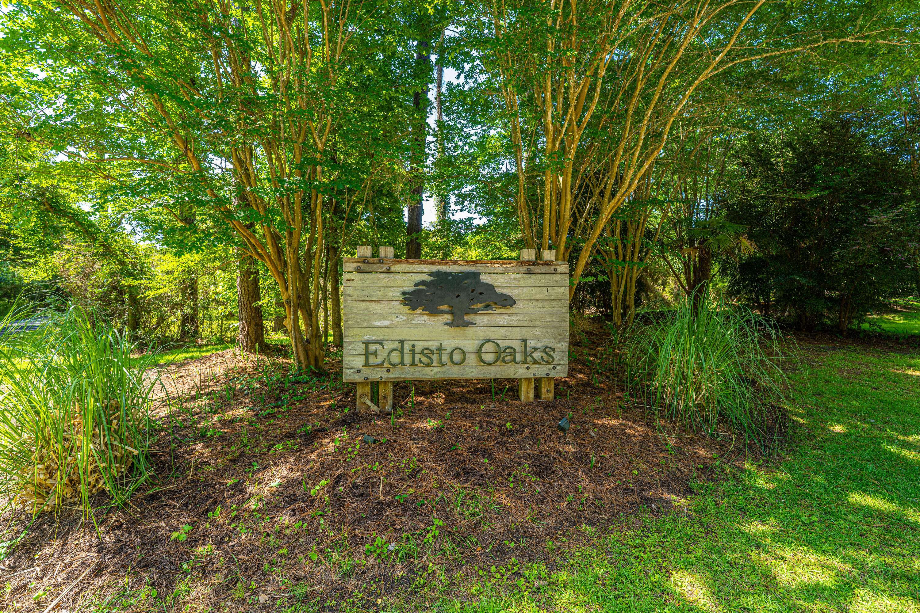 Edisto Island, SC 29438,983 Seaside Ln