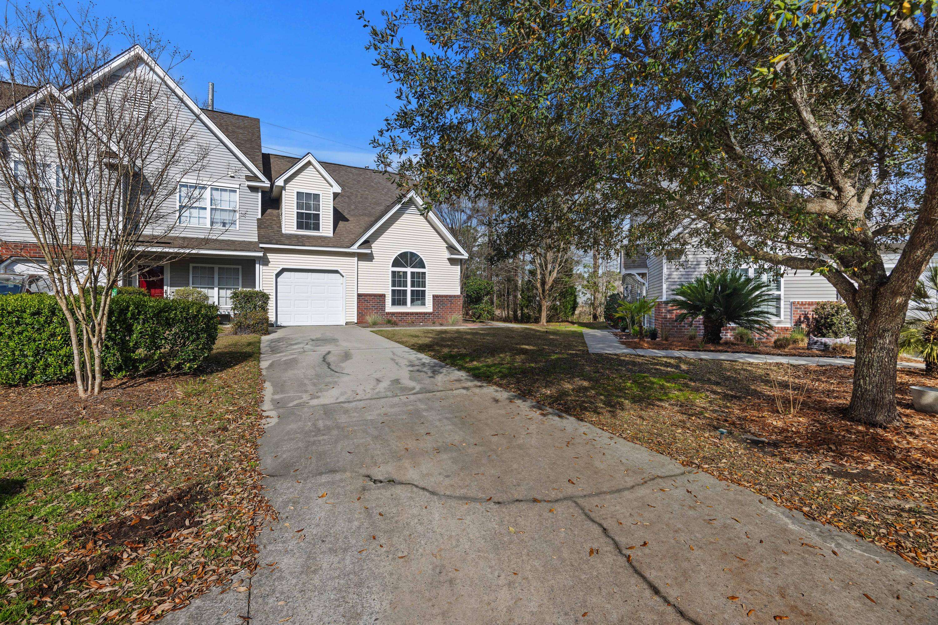 Summerville, SC 29483,1005 Yellow Hawthorn Circle