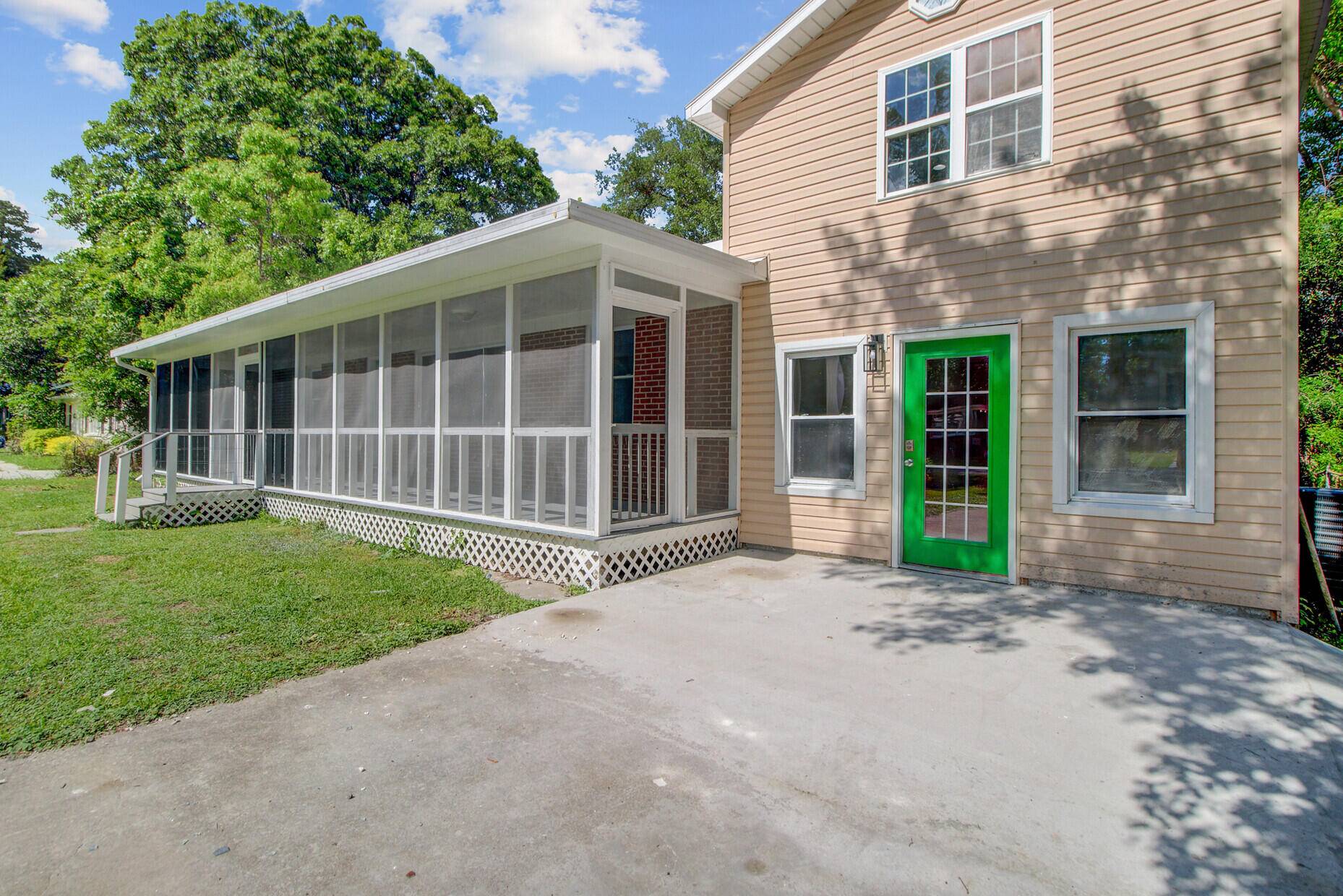 Goose Creek, SC 29445,113 Harvey Ave