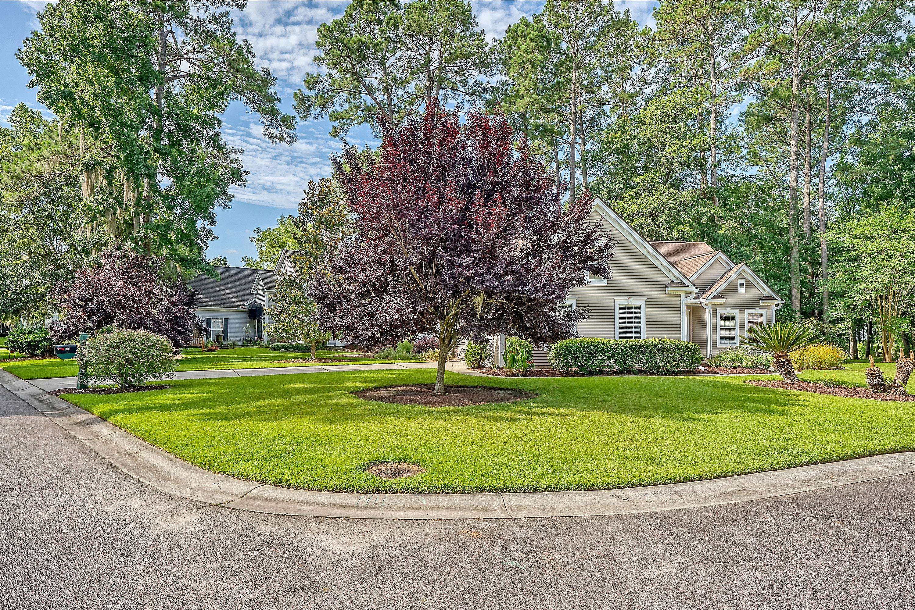 Summerville, SC 29485,801 Long Drive Rd