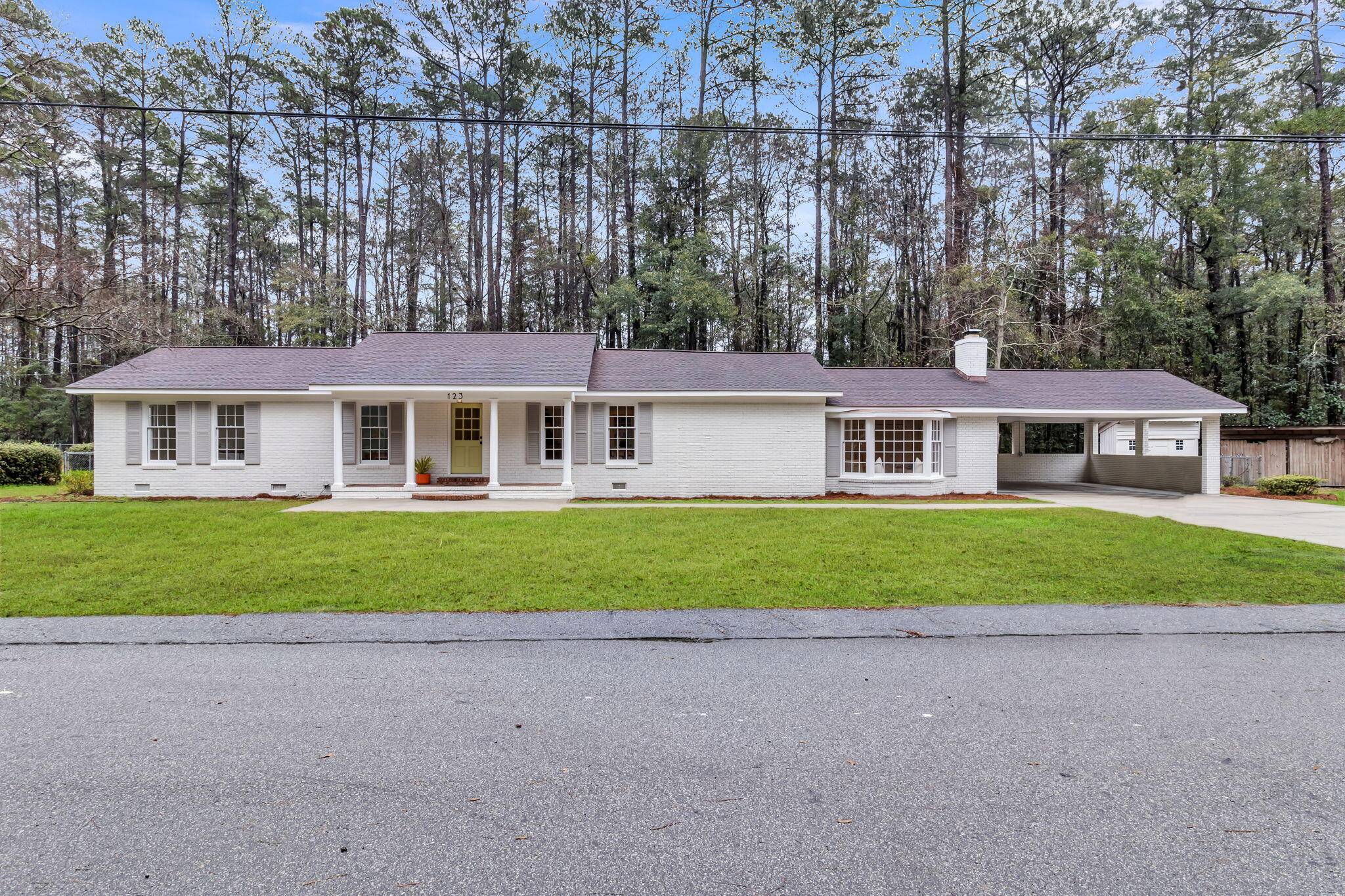 Walterboro, SC 29488,123 Sharon Dr