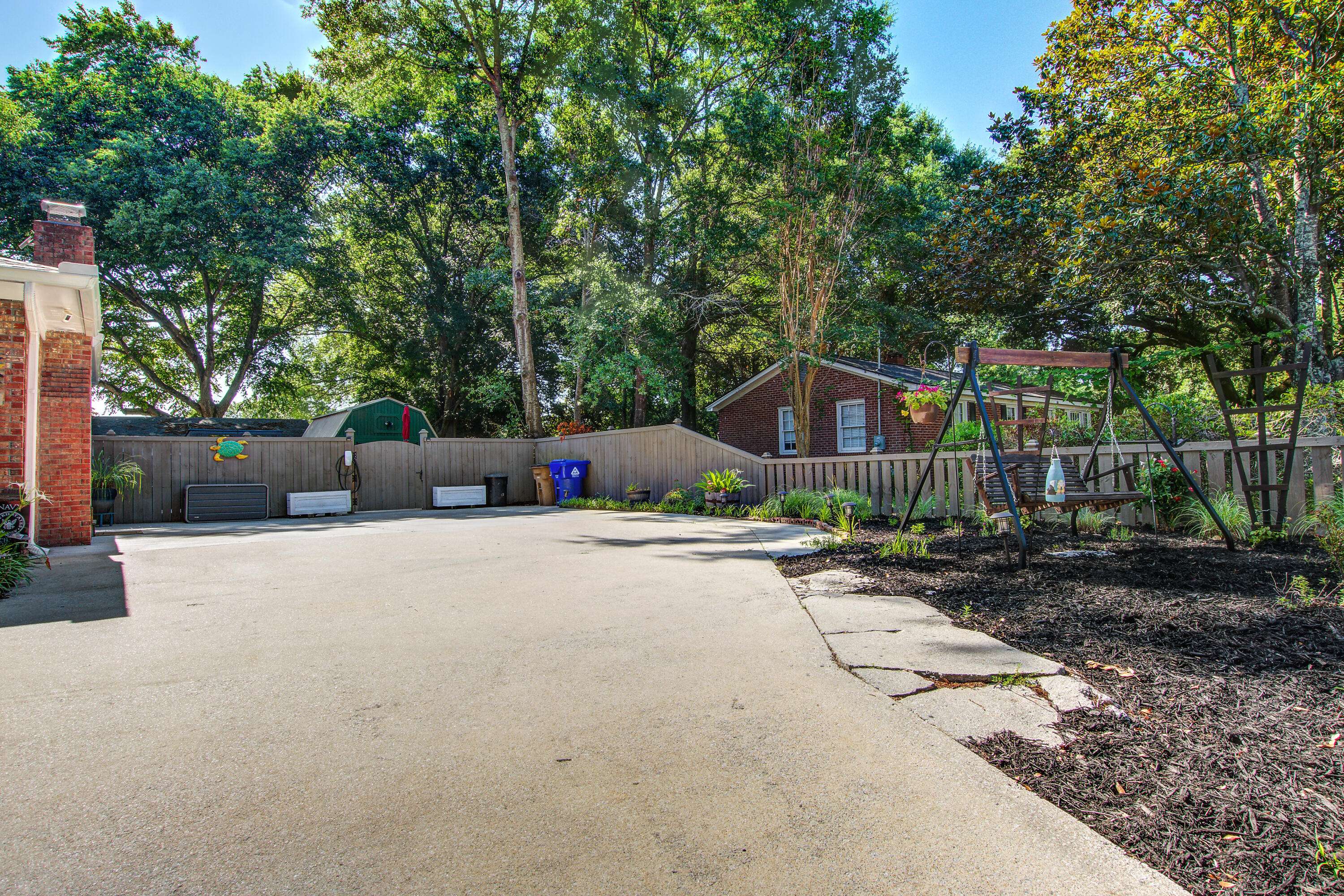 Charleston, SC 29412,1126 Brigantine Dr