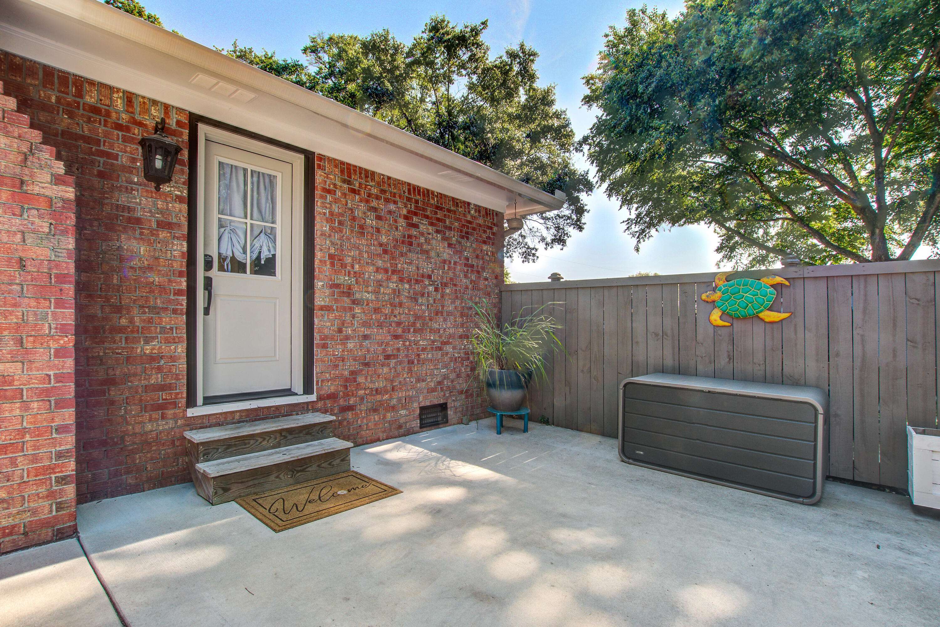 Charleston, SC 29412,1126 Brigantine Dr