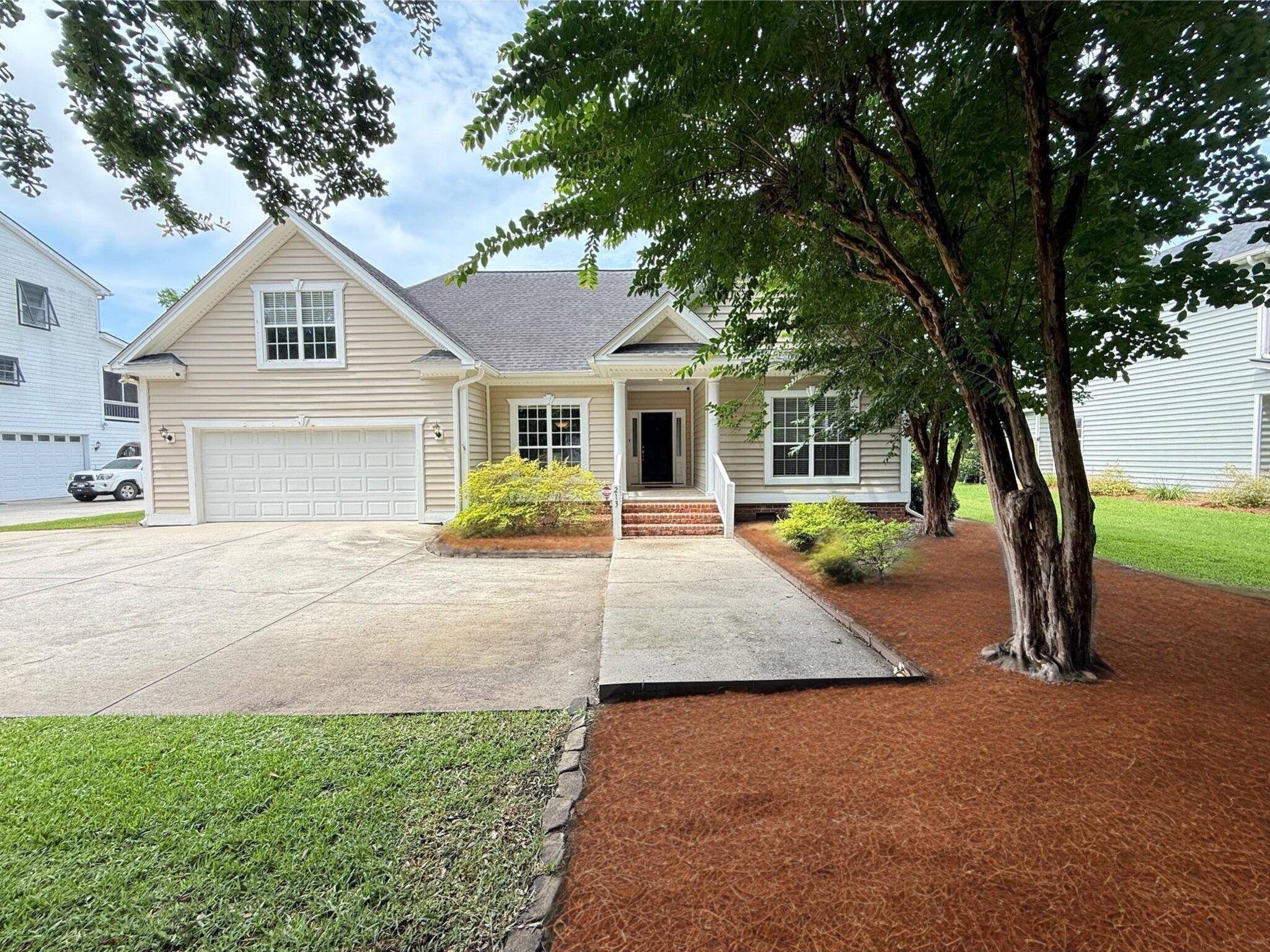 Wando, SC 29492,213 Ashmont Dr