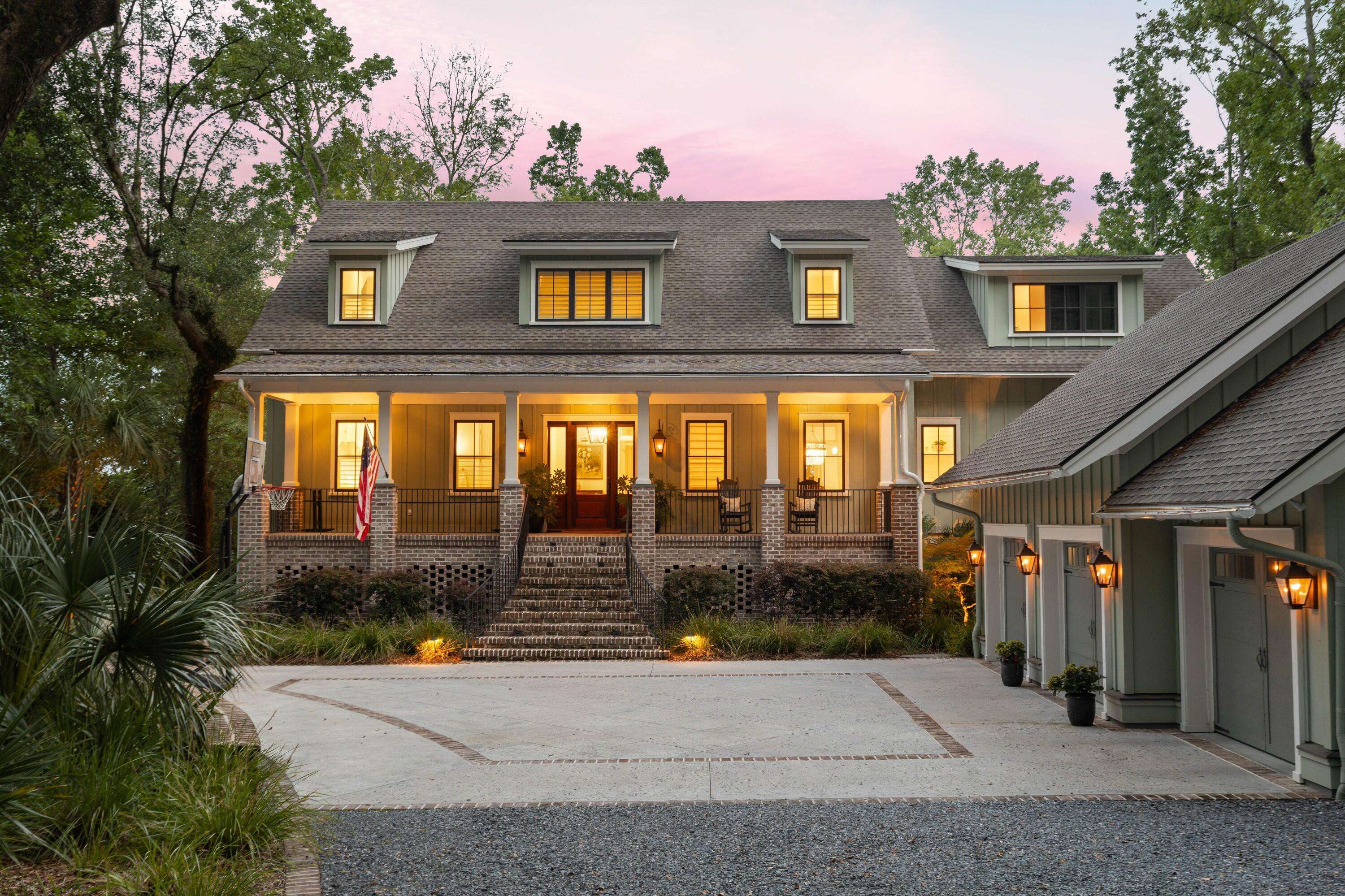 Charleston, SC 29492,627 Barbados Dr