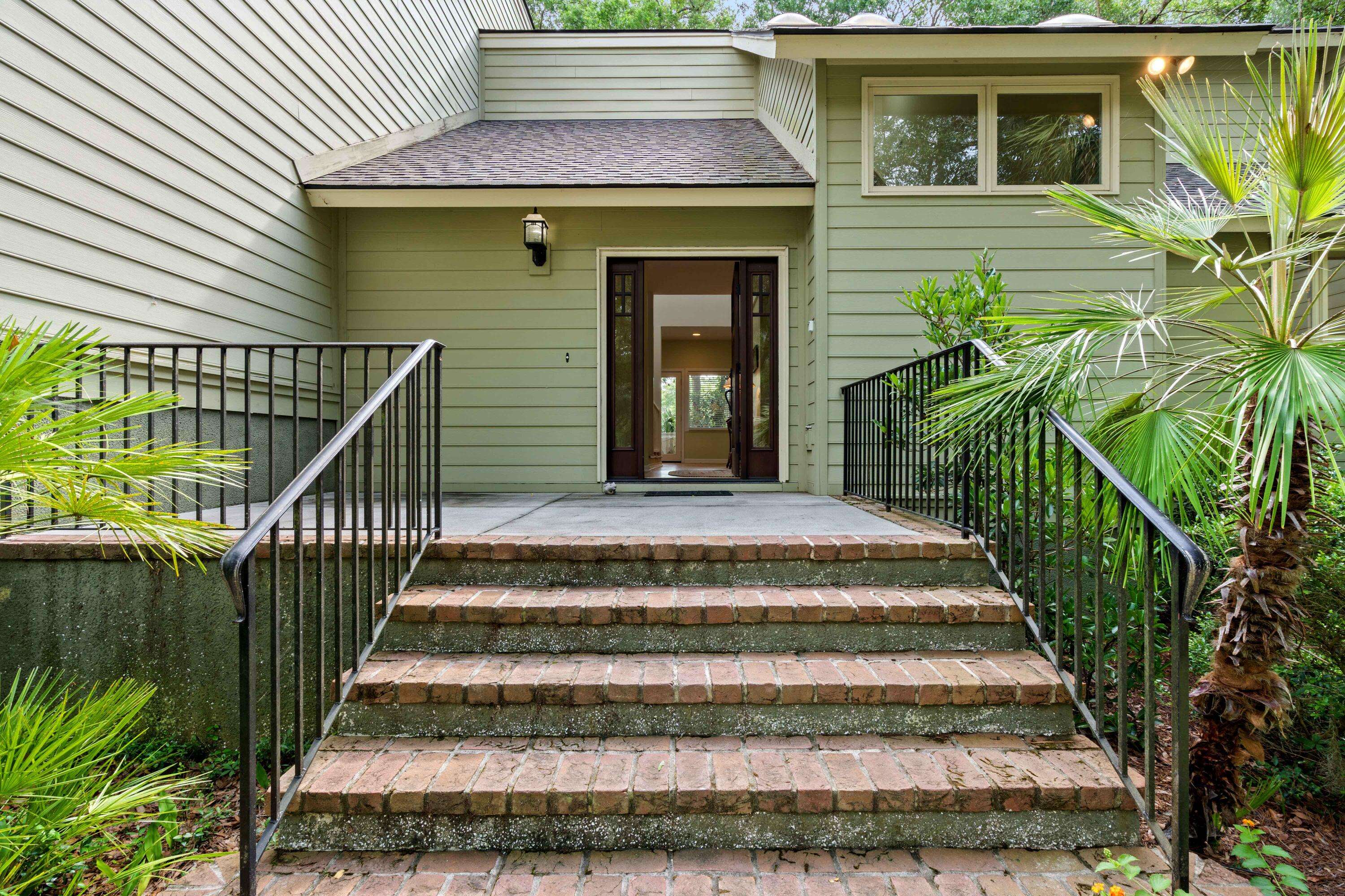 Kiawah Island, SC 29455,40 Greensward Rd
