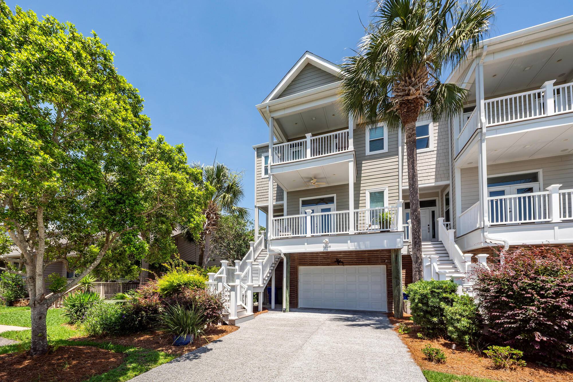 Charleston, SC 29412,2226 Folly Rd
