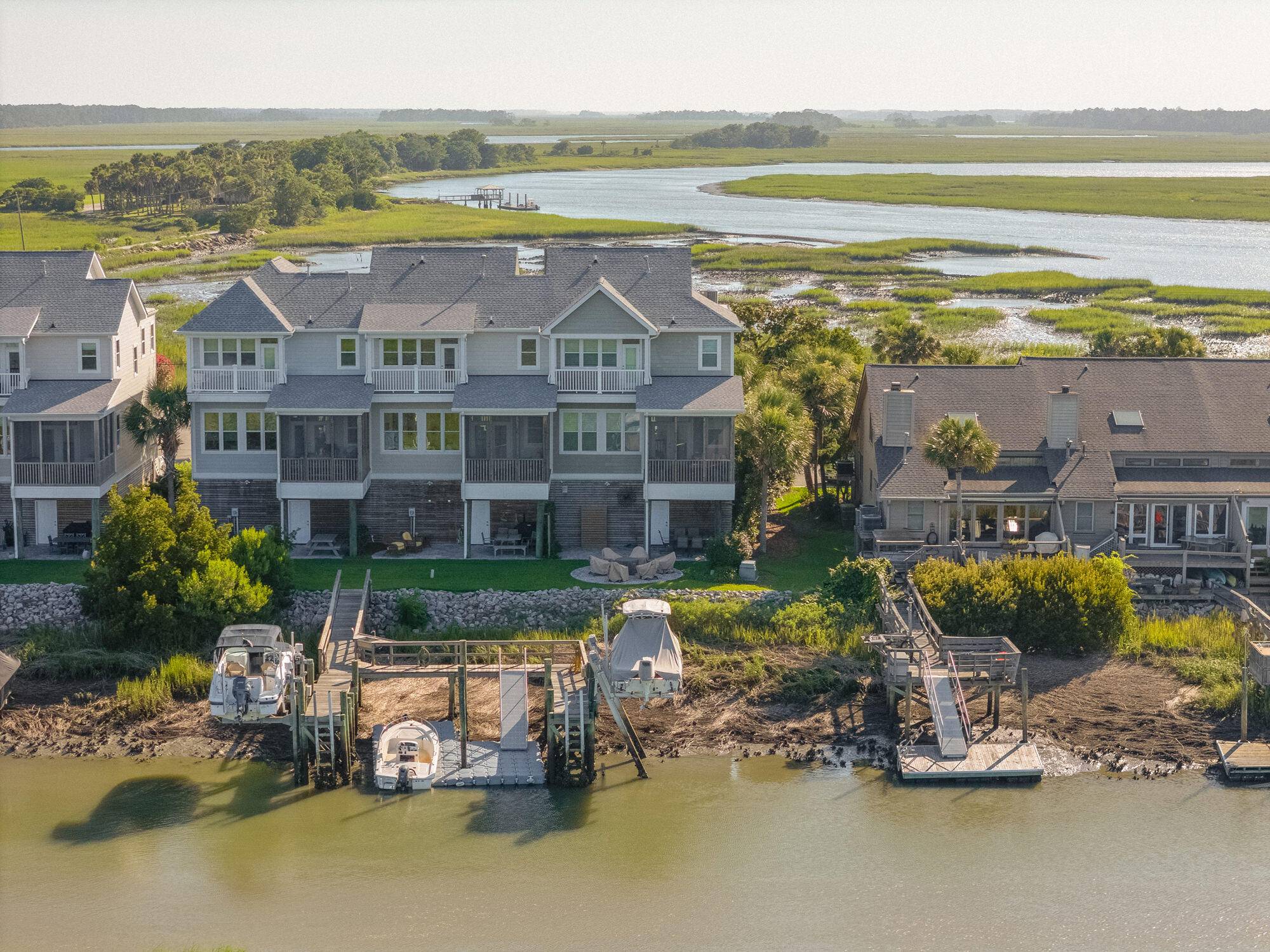 Charleston, SC 29412,2226 Folly Rd
