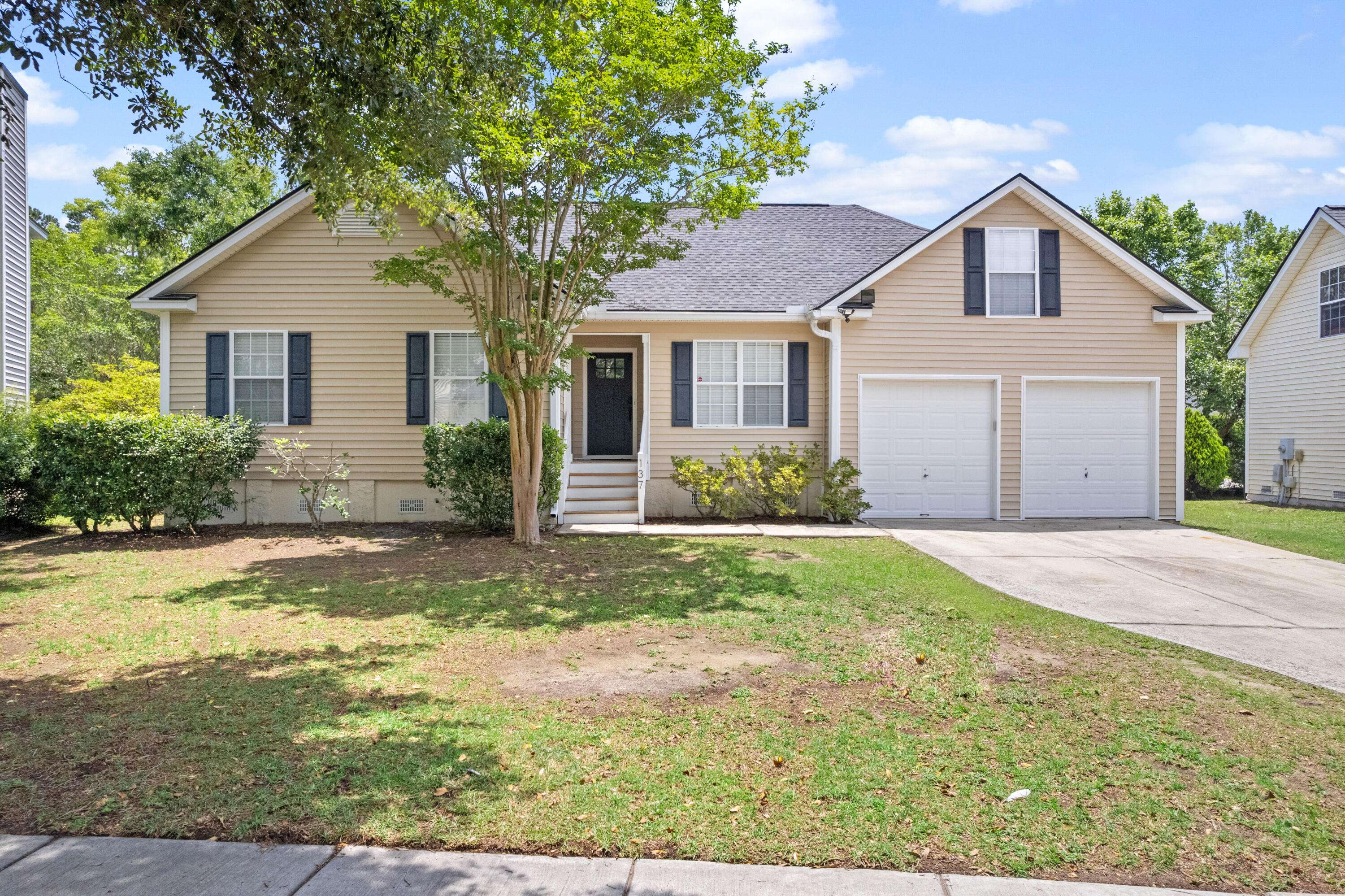 Charleston, SC 29412,137 Sea Cotton Cir