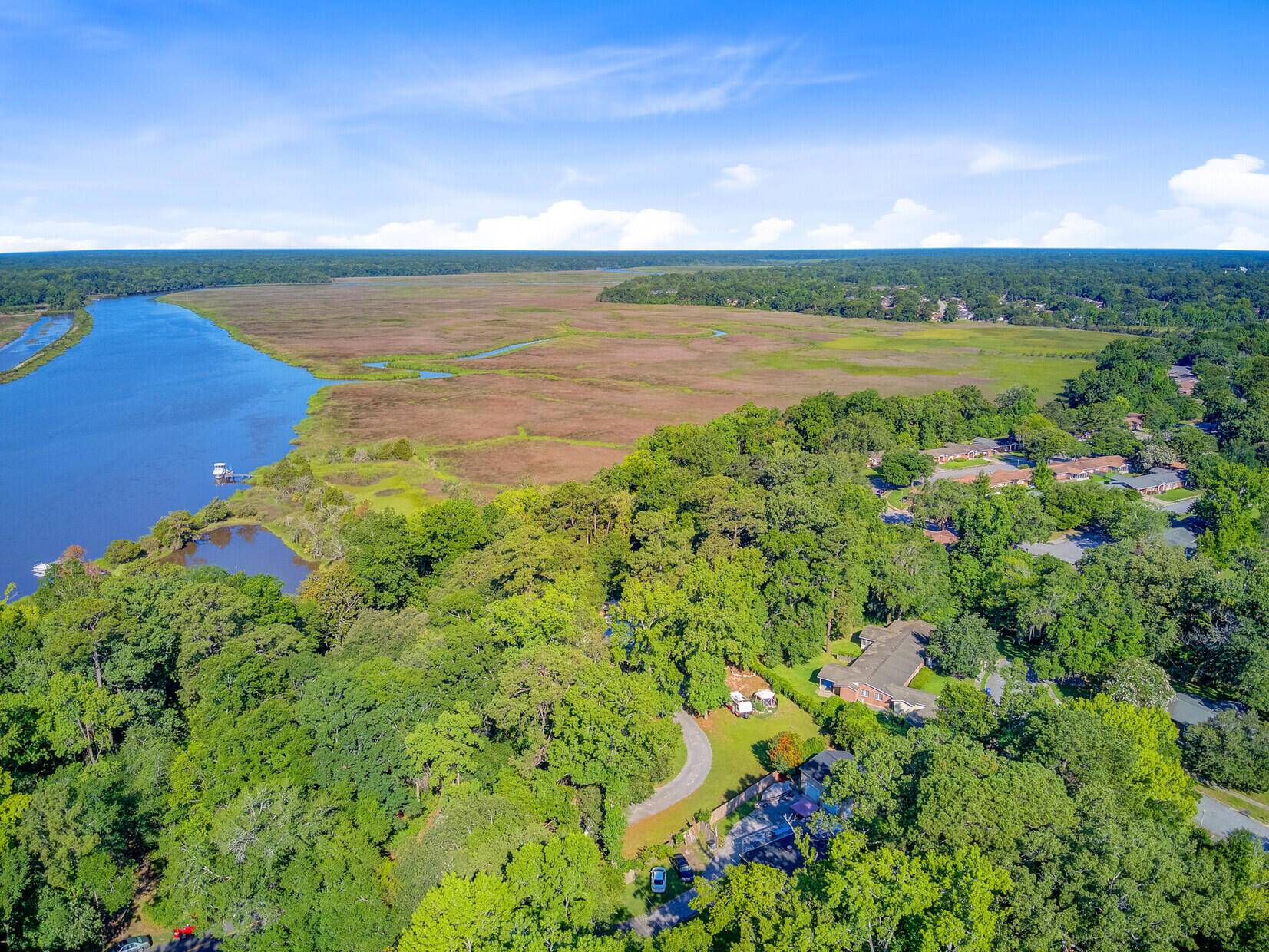 North Charleston, SC 29418,7074 W Constellation Dr