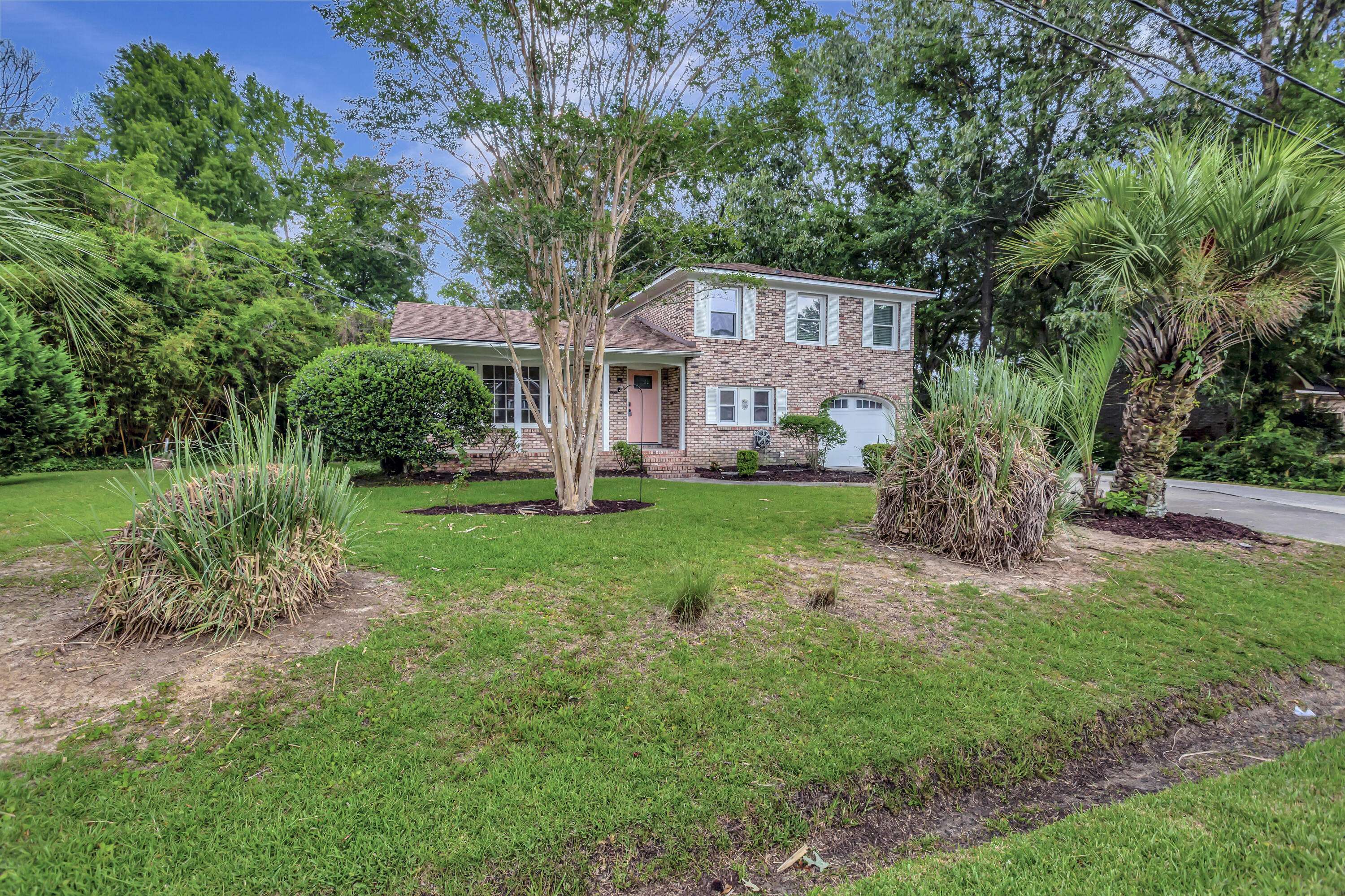 Charleston, SC 29414,880 Melrose Dr