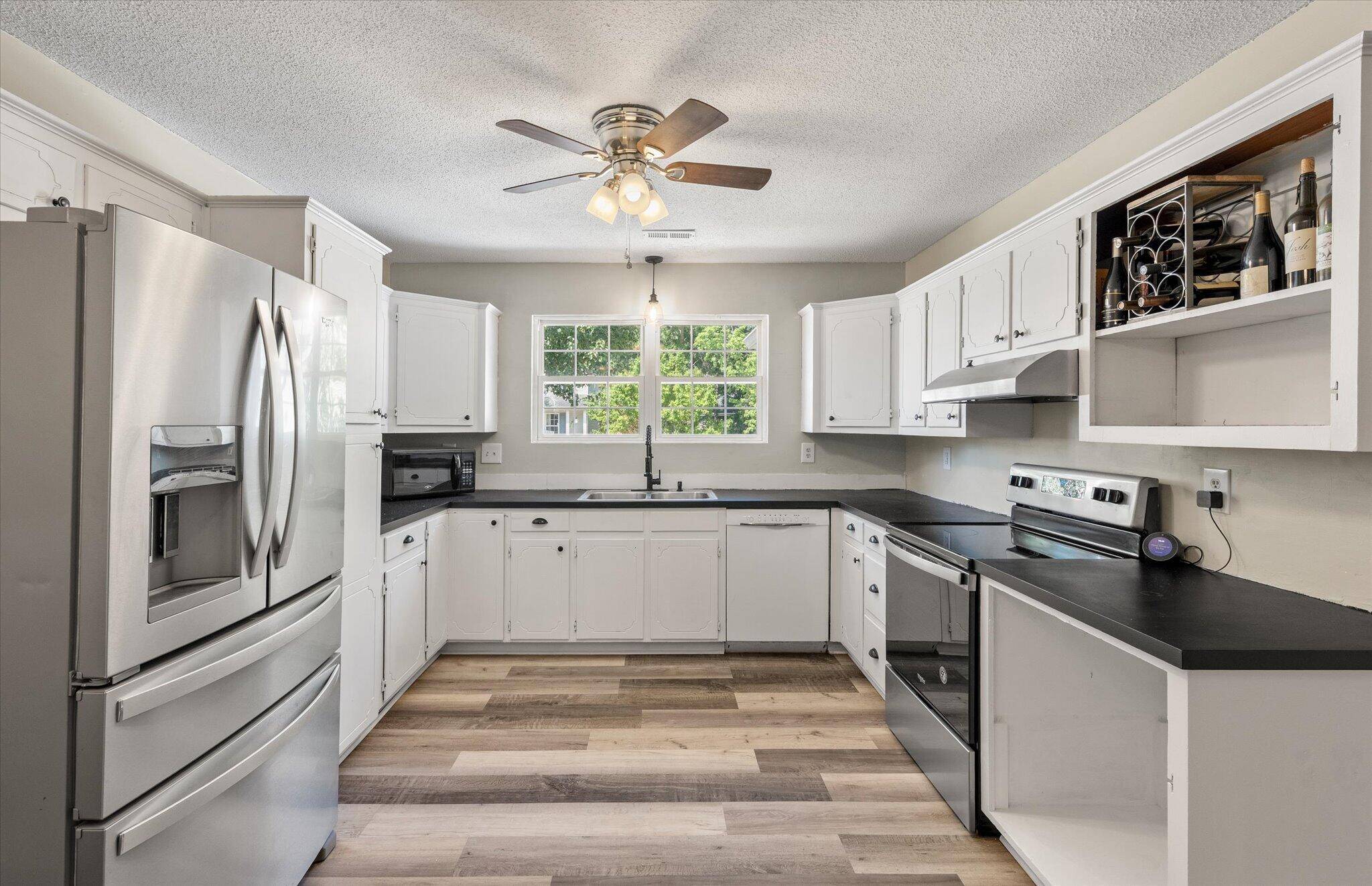 North Charleston, SC 29420,5052 Hidden Forest Ln