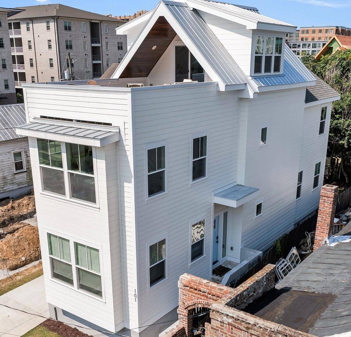 Charleston, SC 29403,101 Hanover St