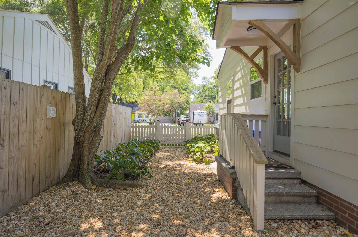 North Charleston, SC 29405,5010 Converse St