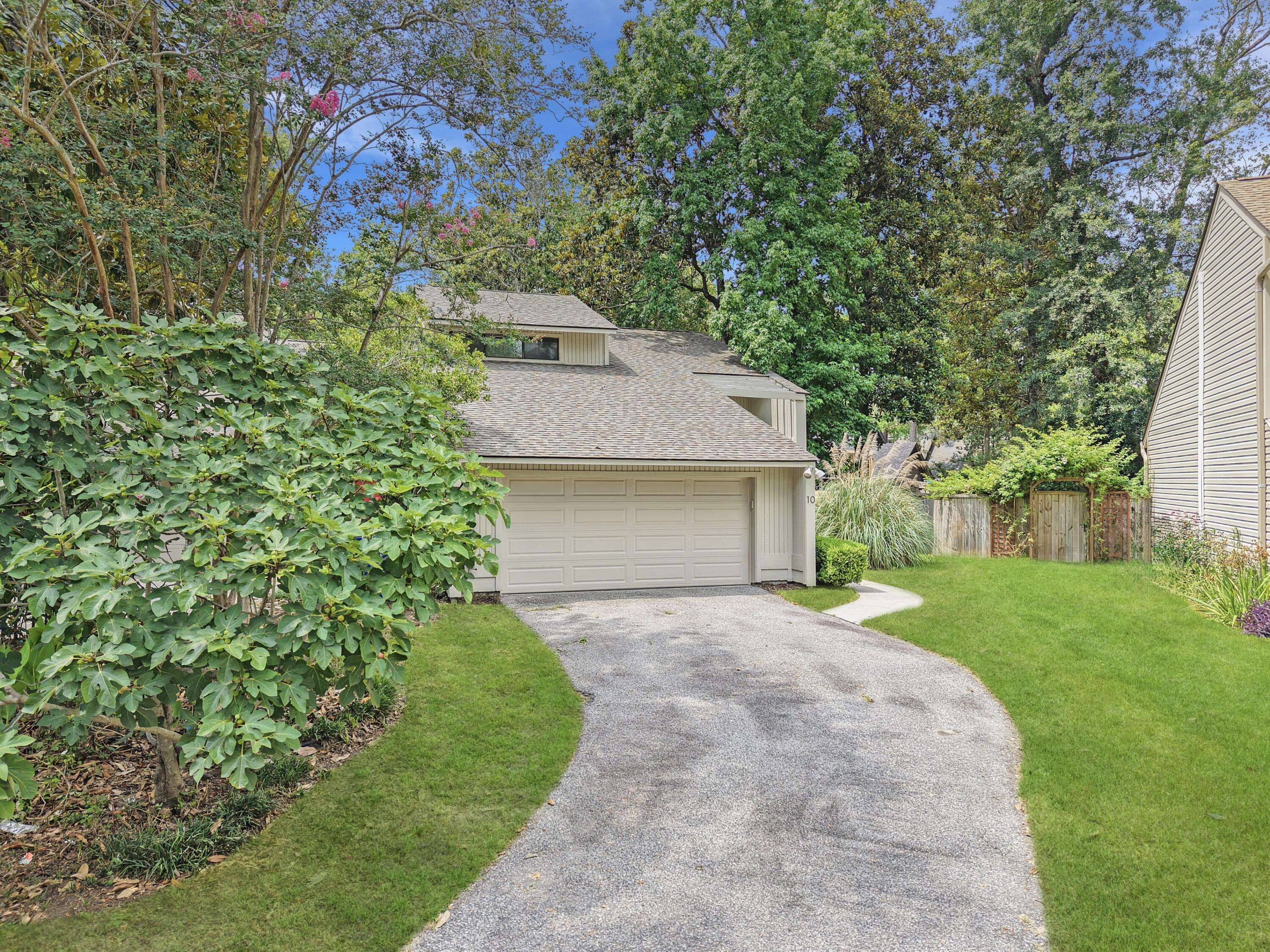 Charleston, SC 29407,10 Stallion Ct