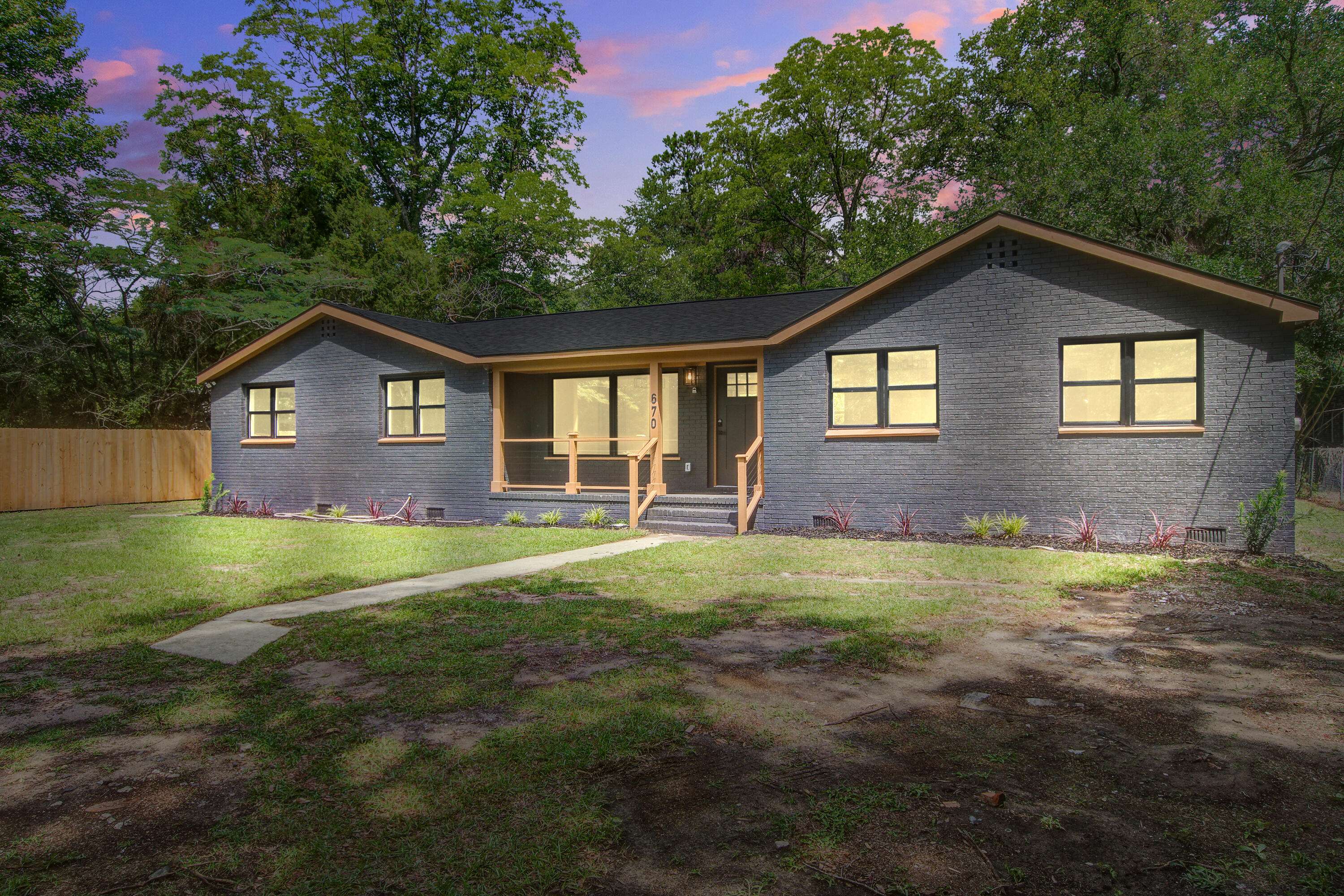 Mcclellanville, SC 29458,670 Dupre Rd
