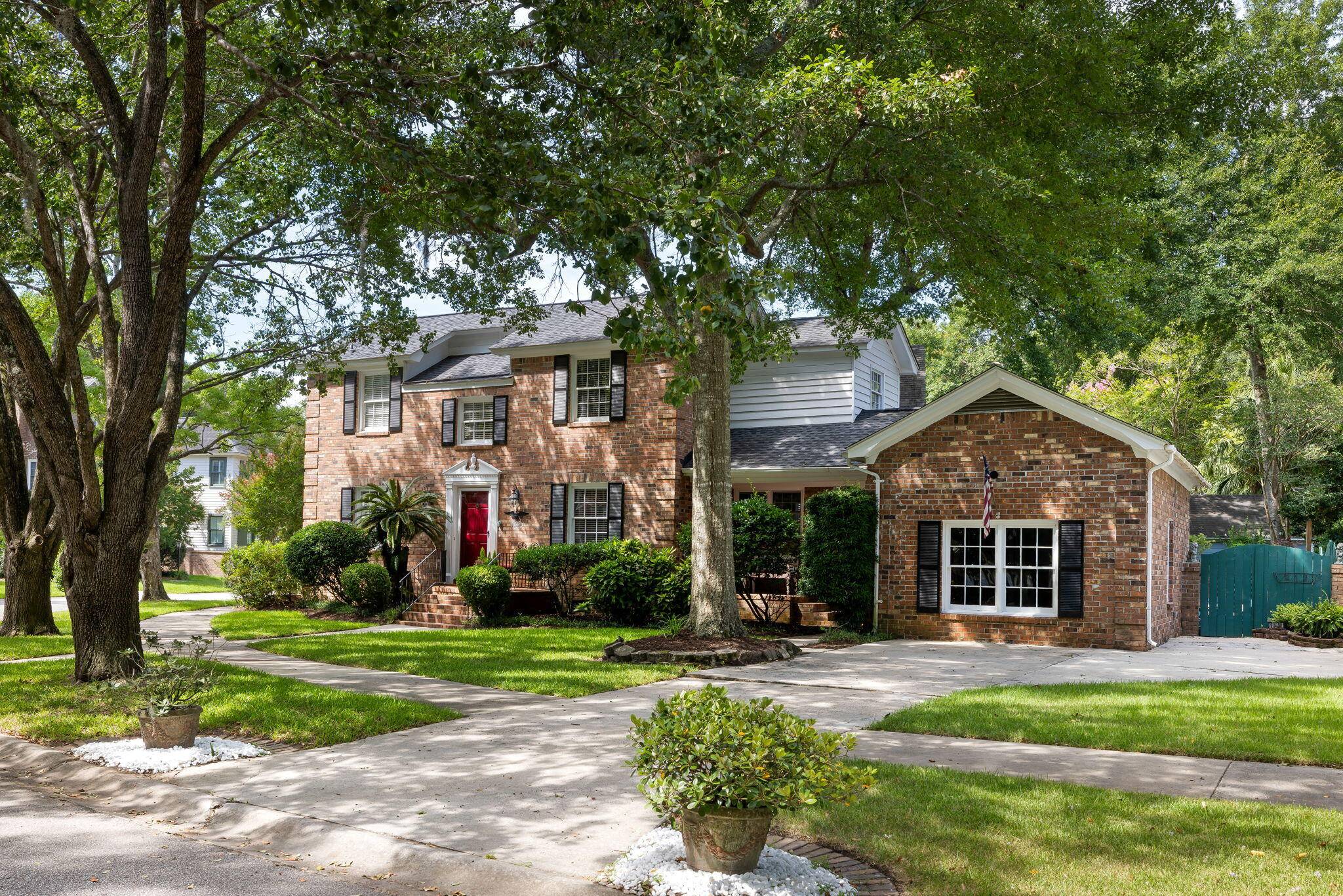 Mount Pleasant, SC 29464,1067 Loyalist Ln