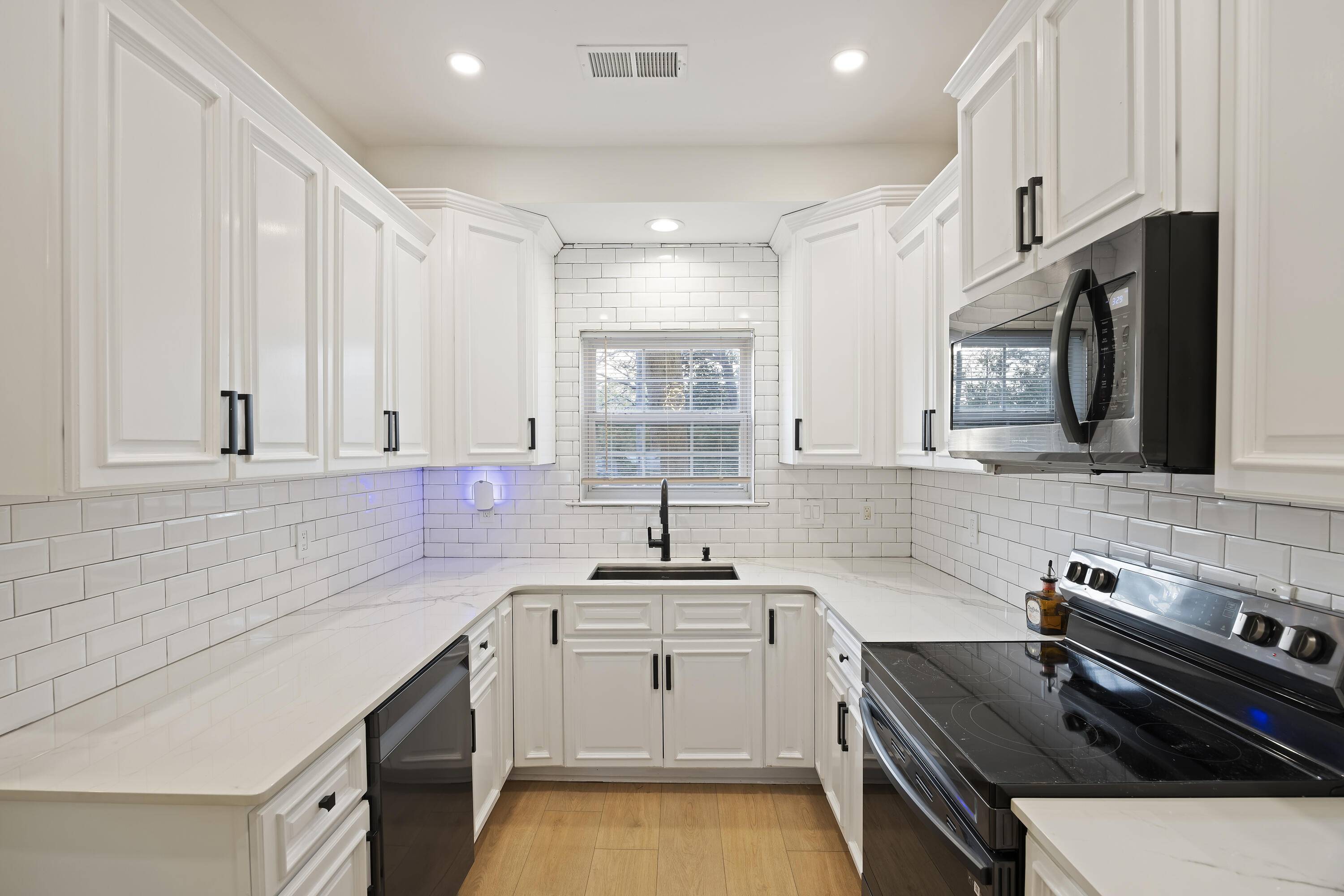 North Charleston, SC 29418,4789 Arco Ln