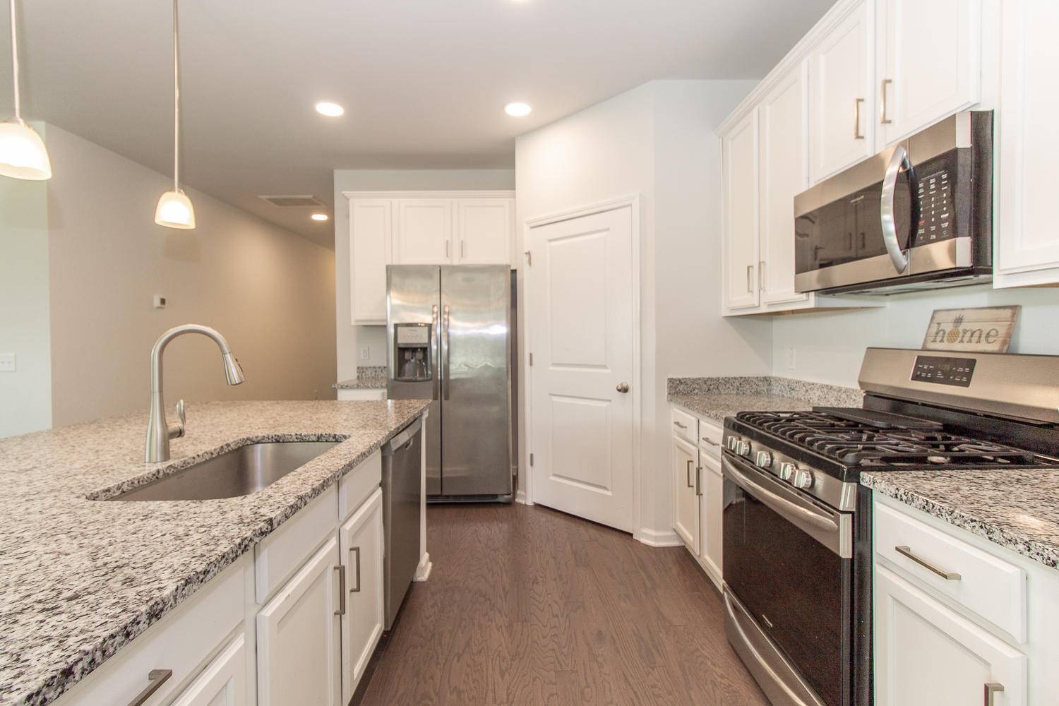 Summerville, SC 29483,713 Kilarney Rd