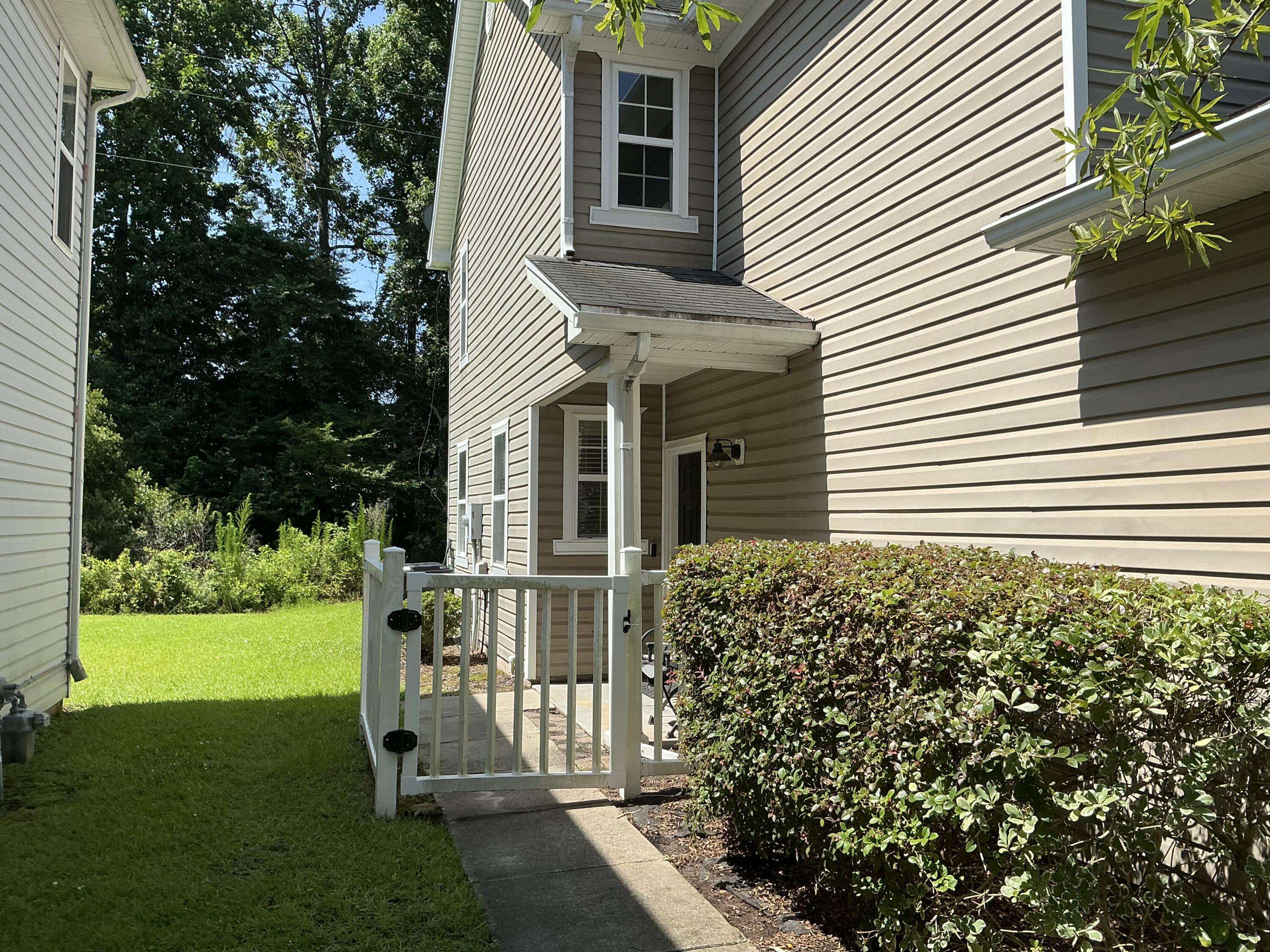 Ladson, SC 29456,173 Chemistry Cir