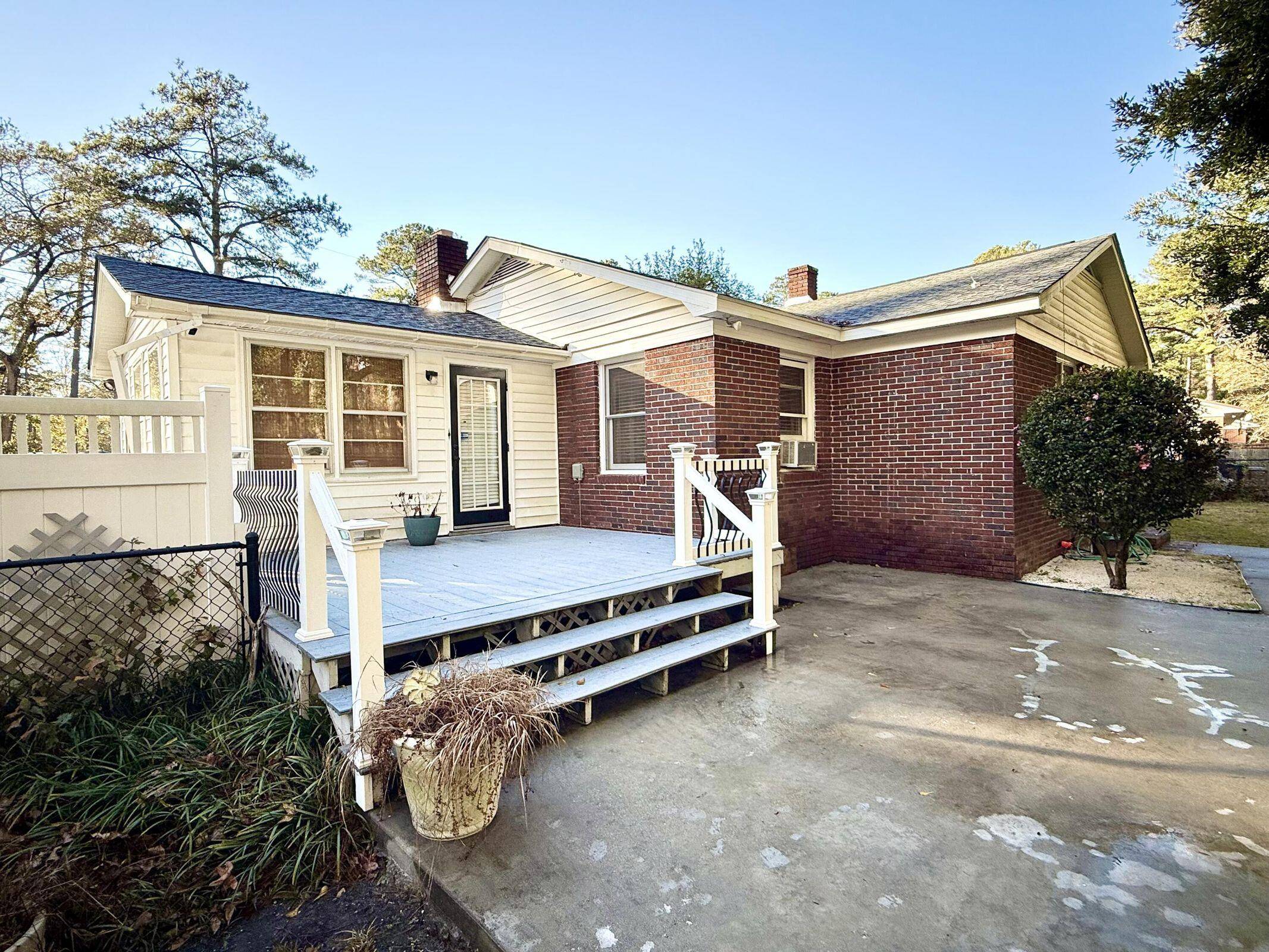 Walterboro, SC 29488,201 Center St