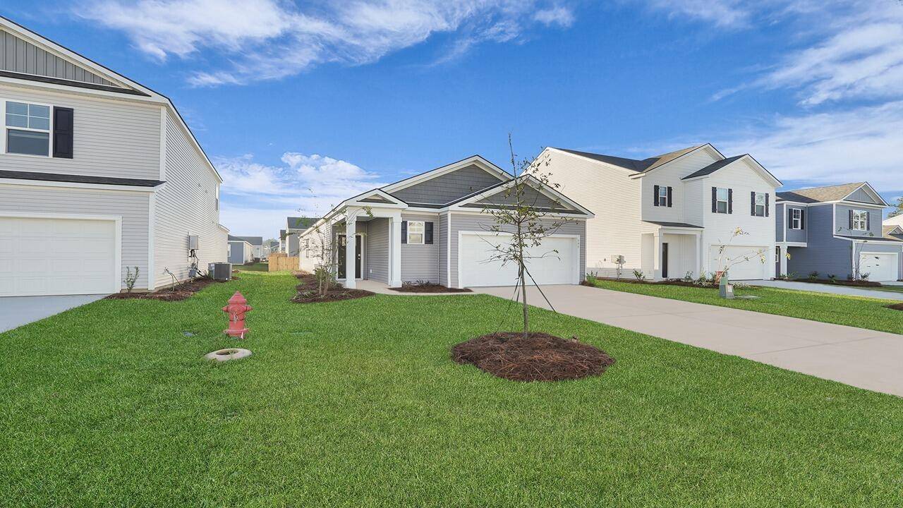 Summerville, SC 29486,795 Long Bluff Rd