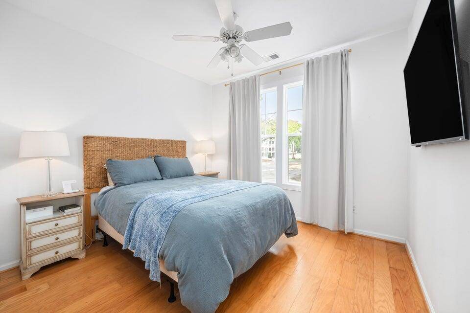 Charleston, SC 29492,130 River Landing Dr #7106