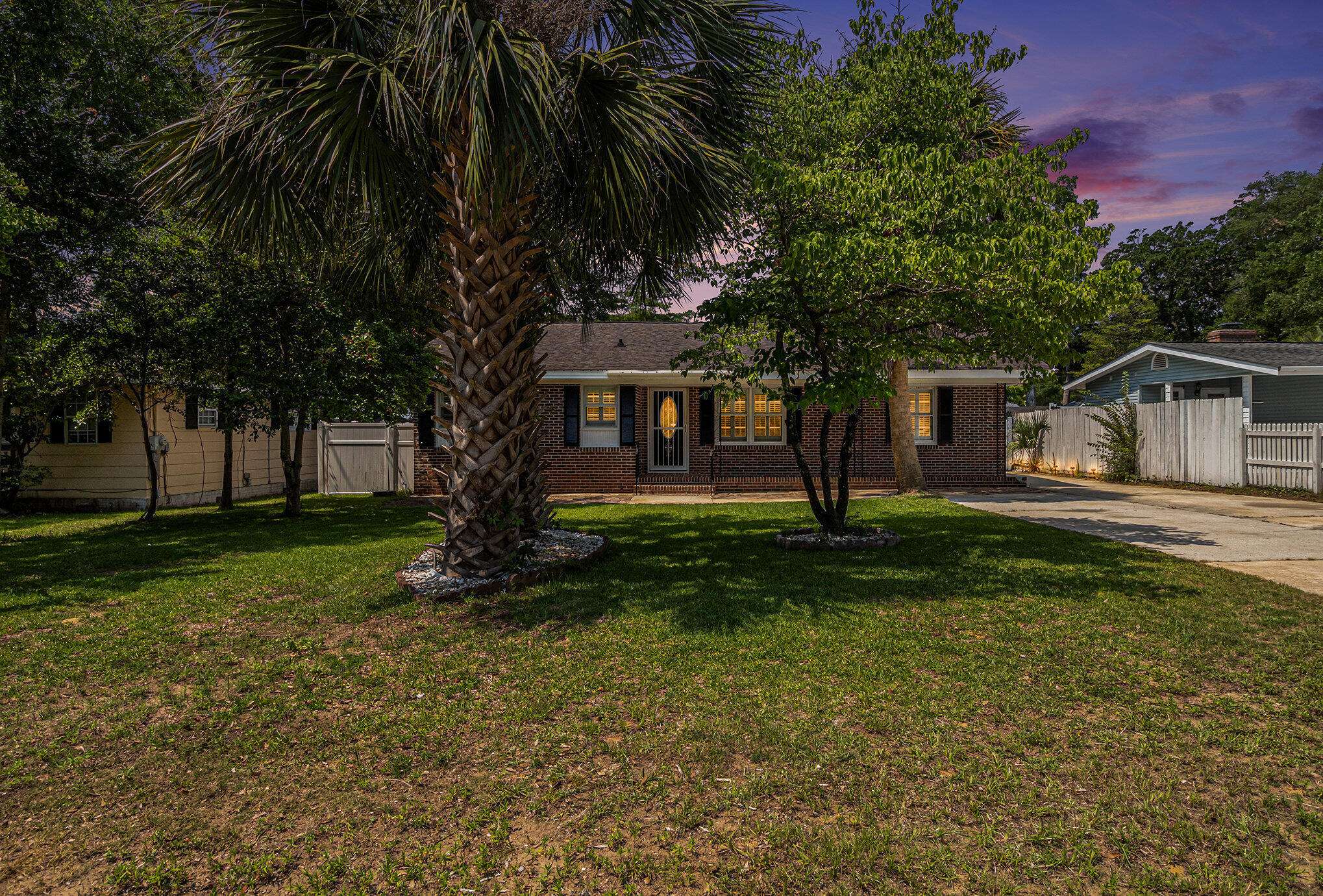 Surfside Beach, SC 29575,517 N 2nd Ave #N