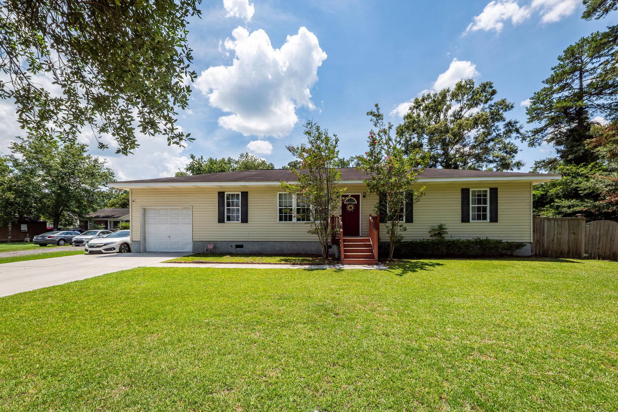 Moncks Corner, SC 29461,113 Junior Rd