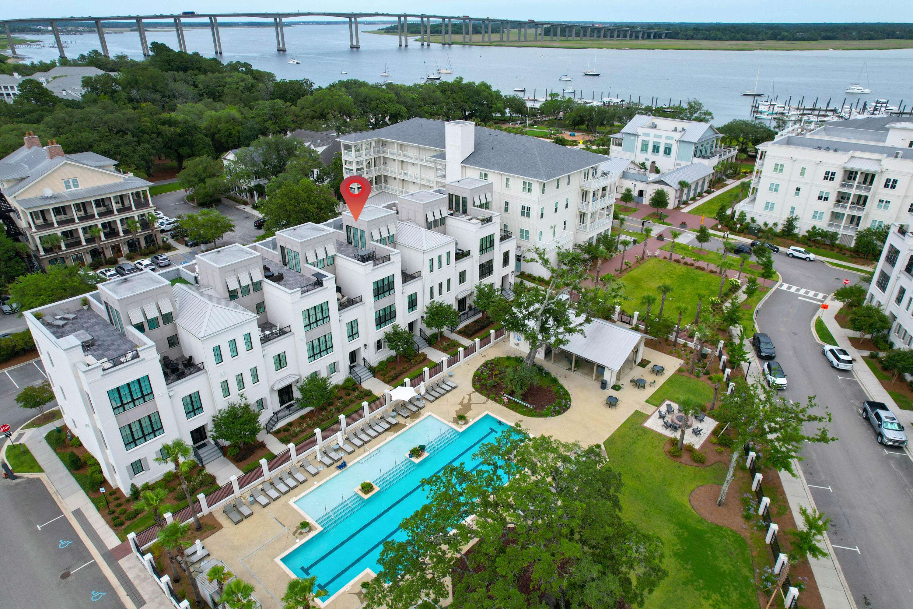 Daniel Island, SC 29492,506 Helmsman St