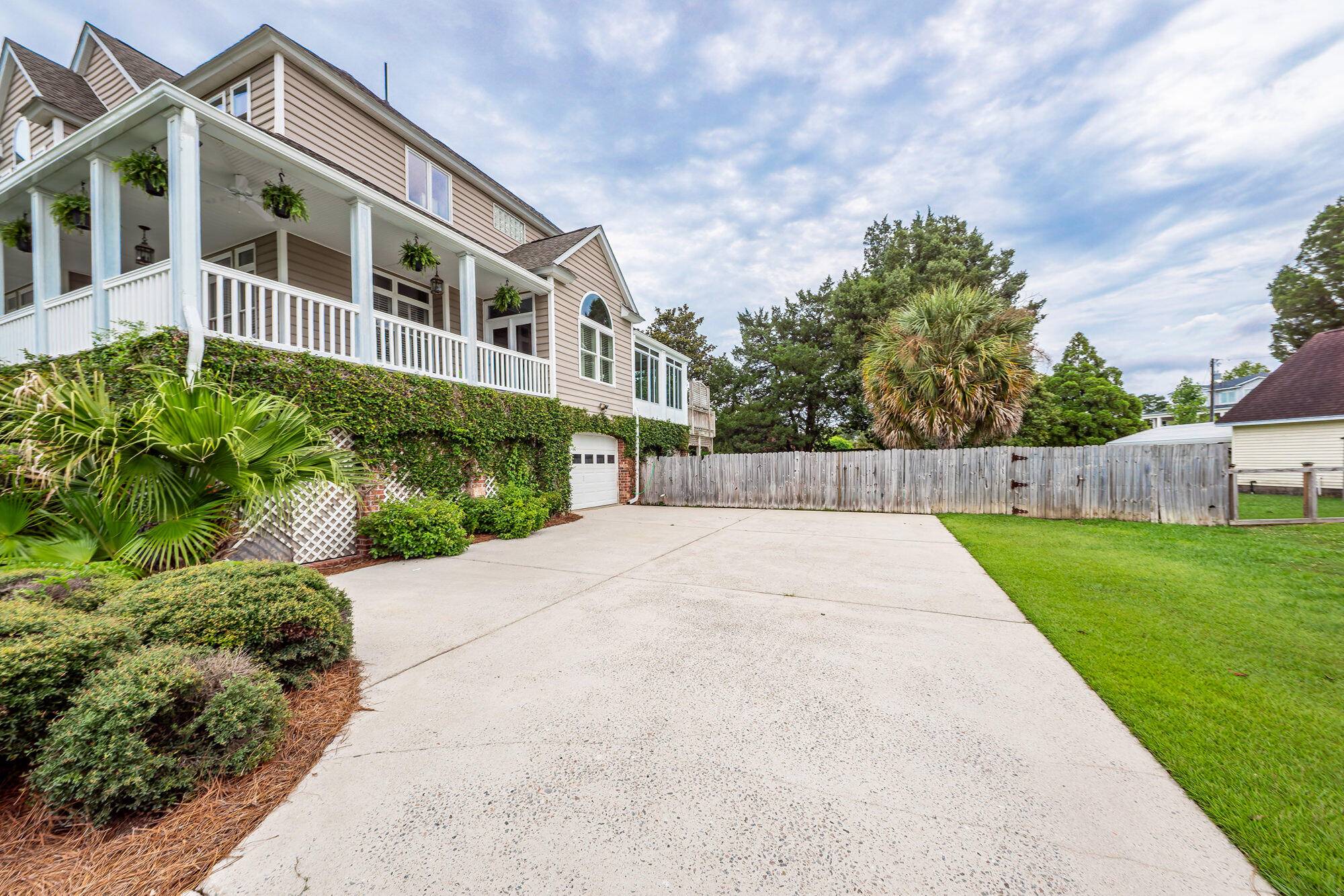 Moncks Corner, SC 29461,1802 Canal Dr