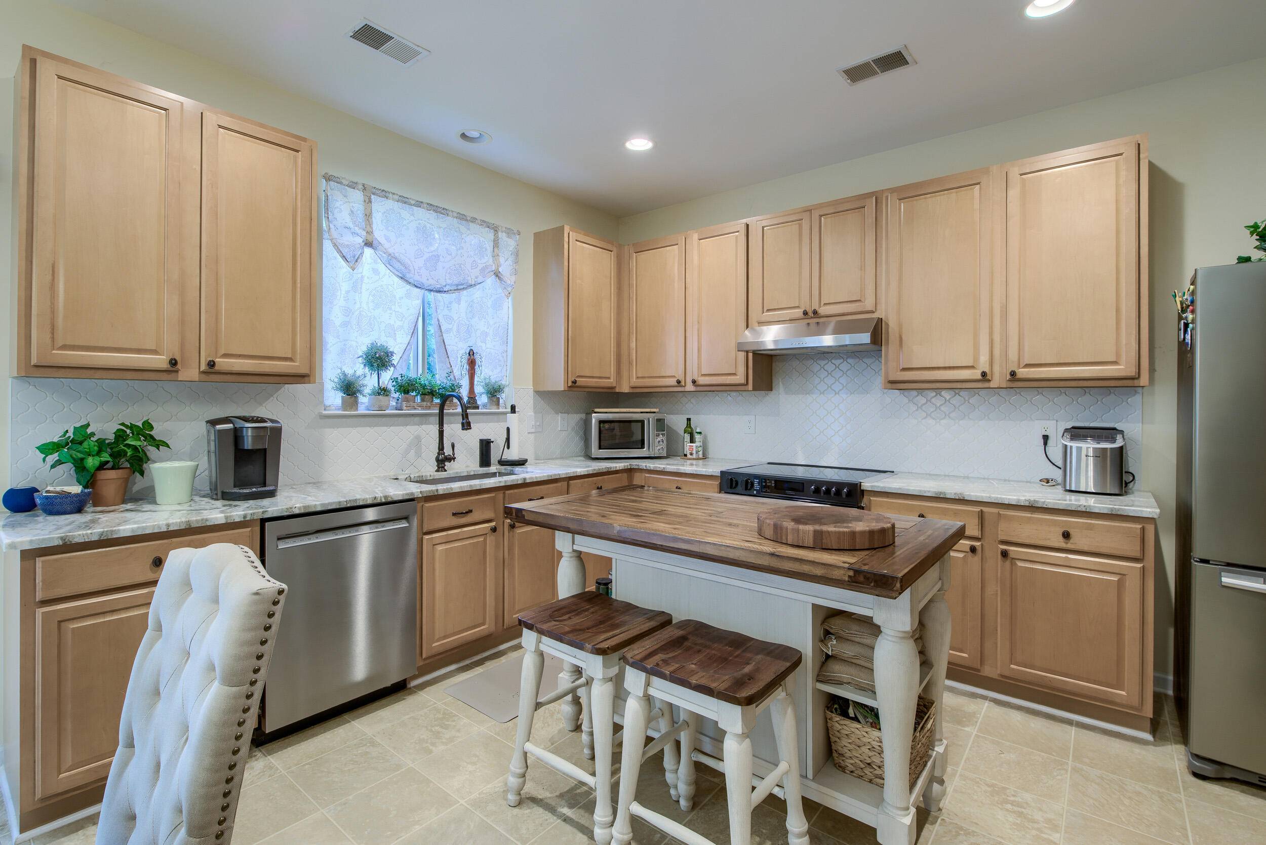 Ladson, SC 29456,107 Reading Ct