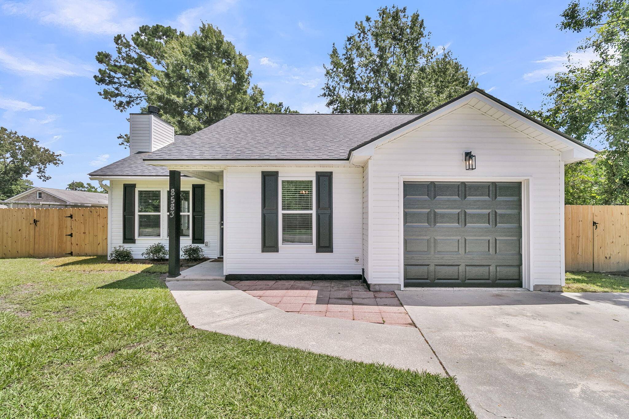 North Charleston, SC 29406,8583 Lake Moultrie Dr