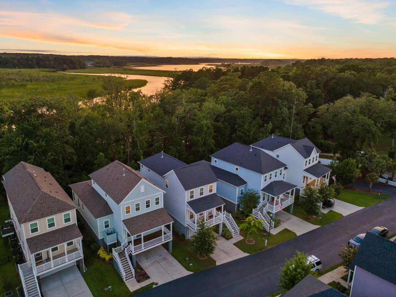 Hanahan, SC 29410,3008 Evening Tide Dr