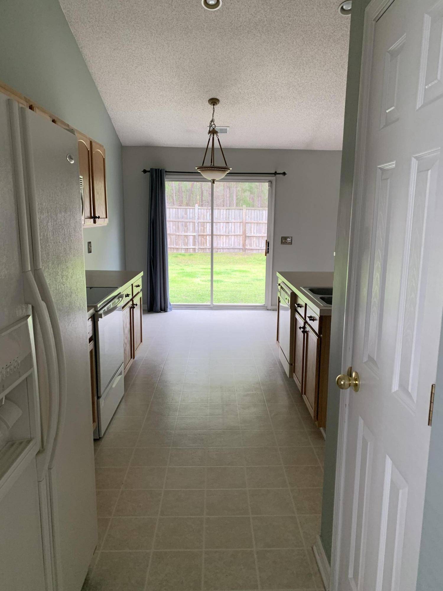 Summerville, SC 29483,214 Dovetail Cir