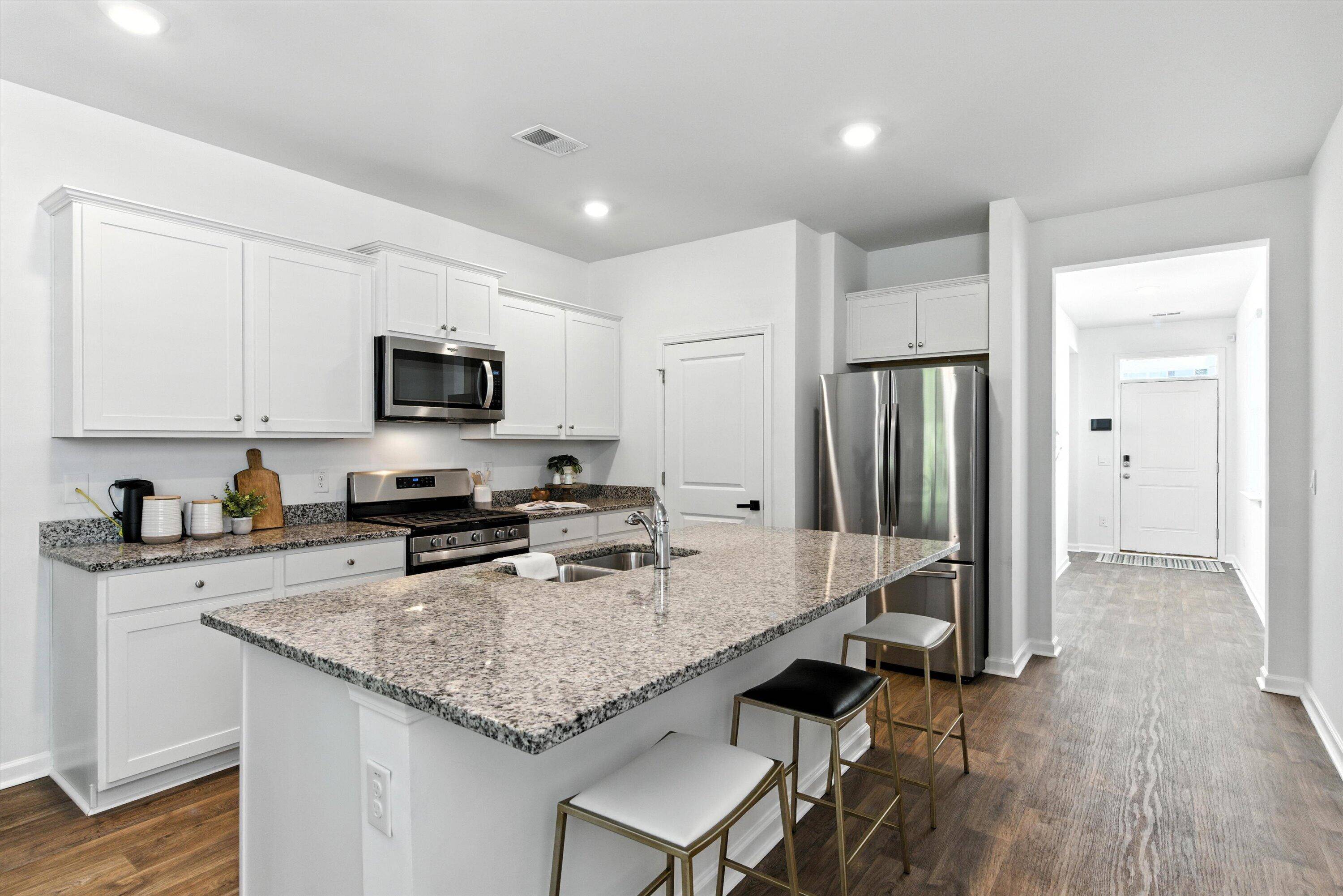 Summerville, SC 29486,262 N Light Way